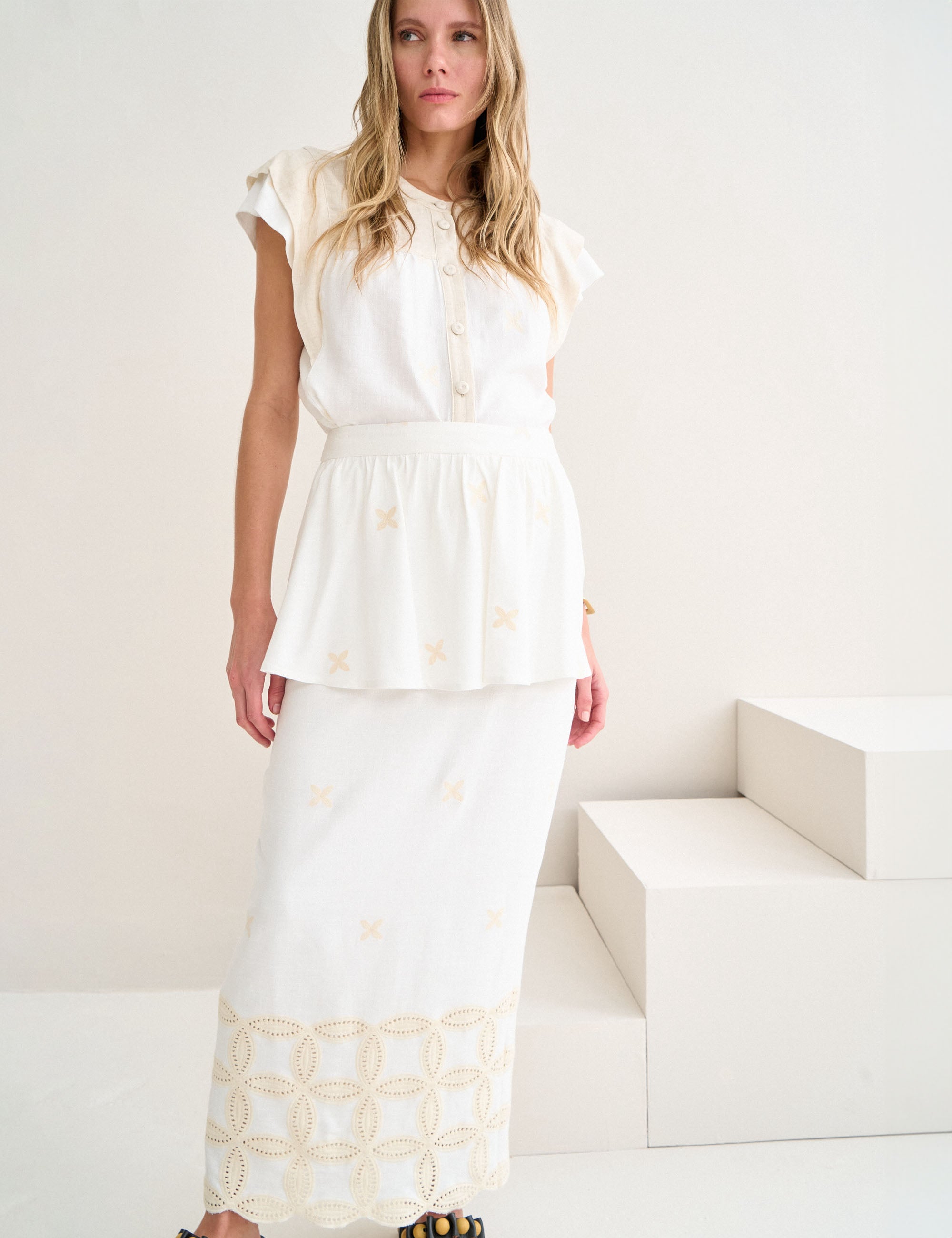 Saia Cecília Bordada Off White