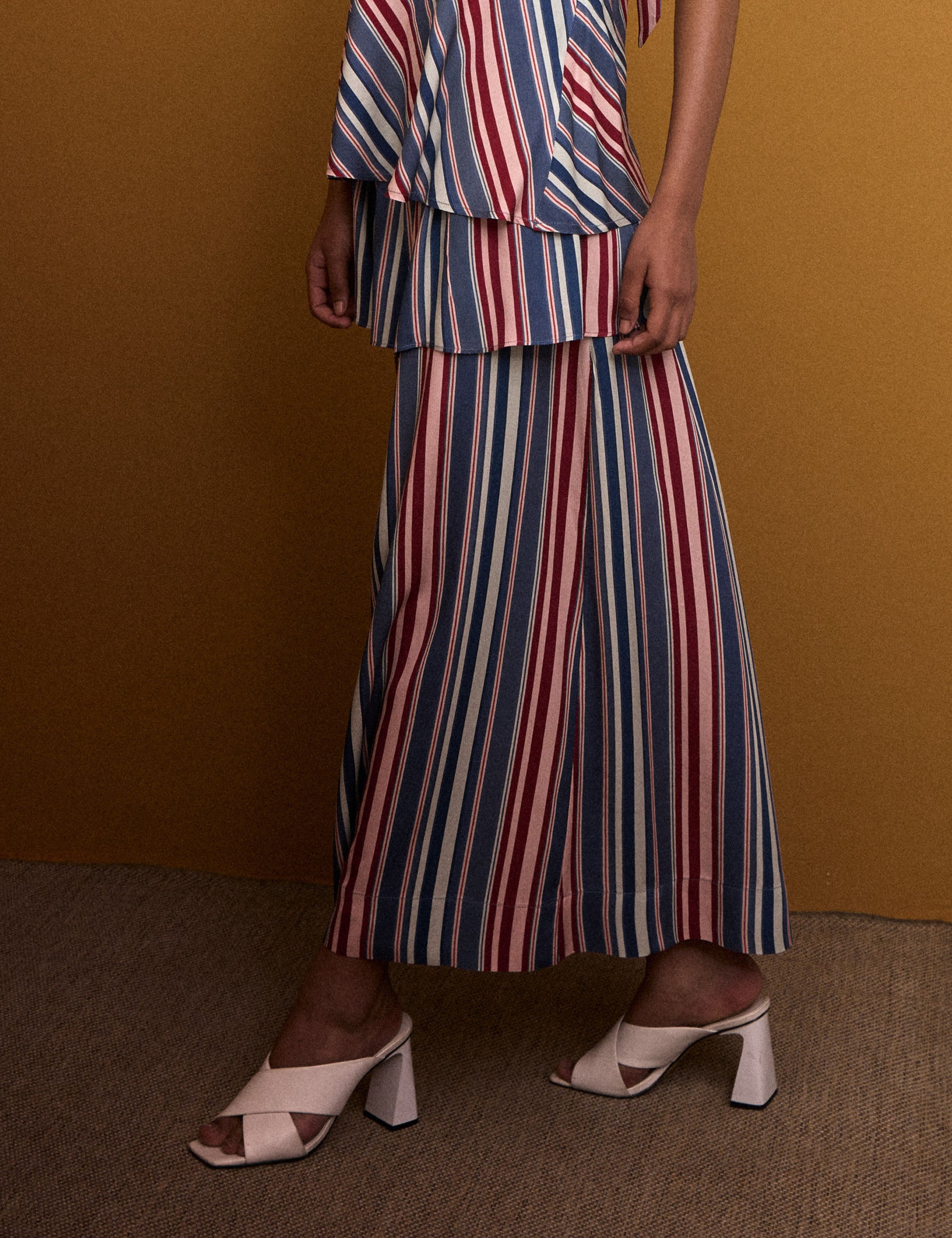 Saia Eliana Listra Marinho