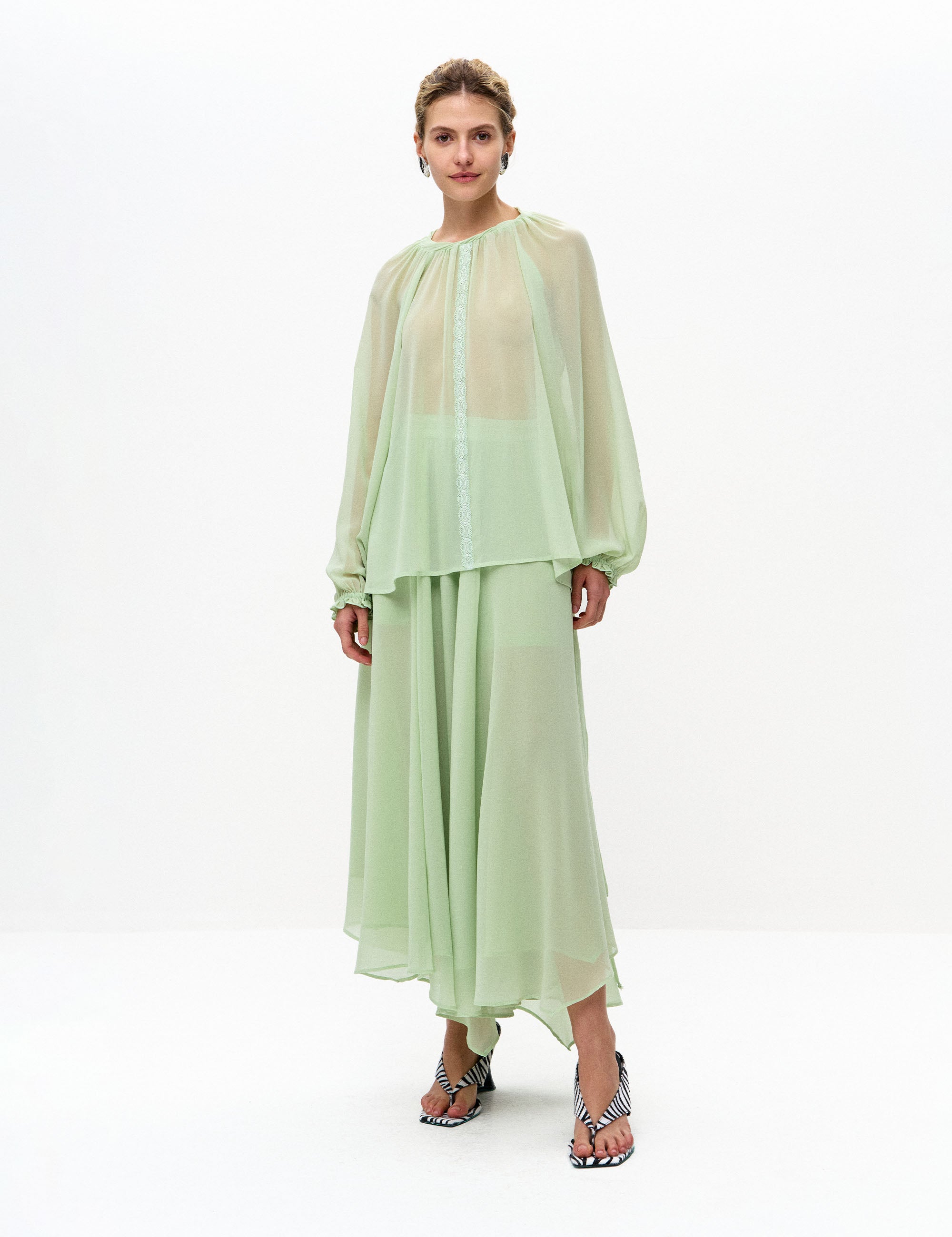 Bata Gabriela Chiffon Verde Chá