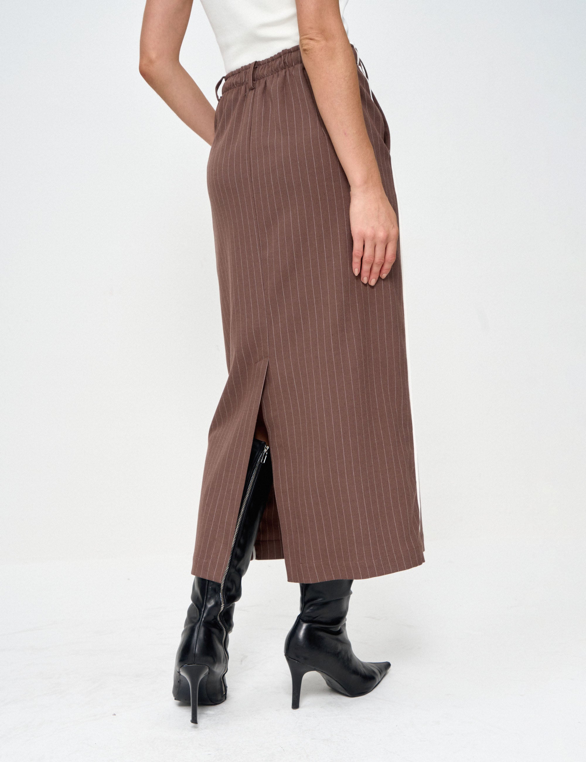Saia Jéssica Risca Marrom