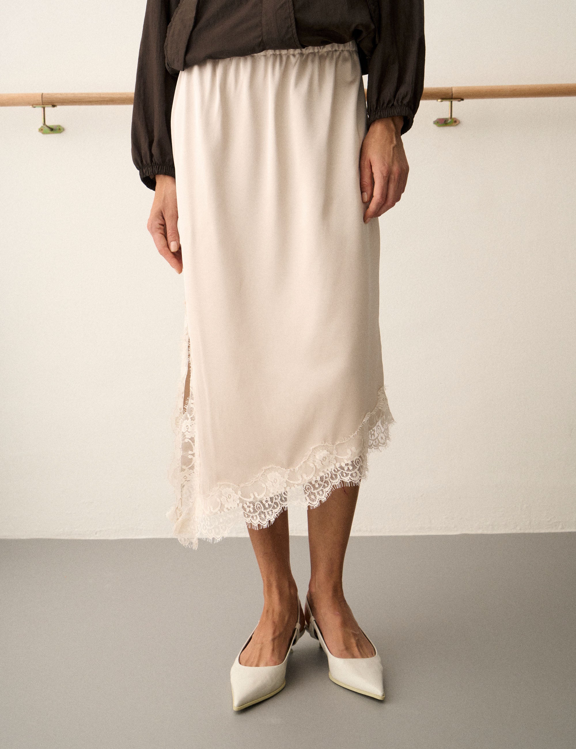 Saia Lingerie Acetinada Porcelana