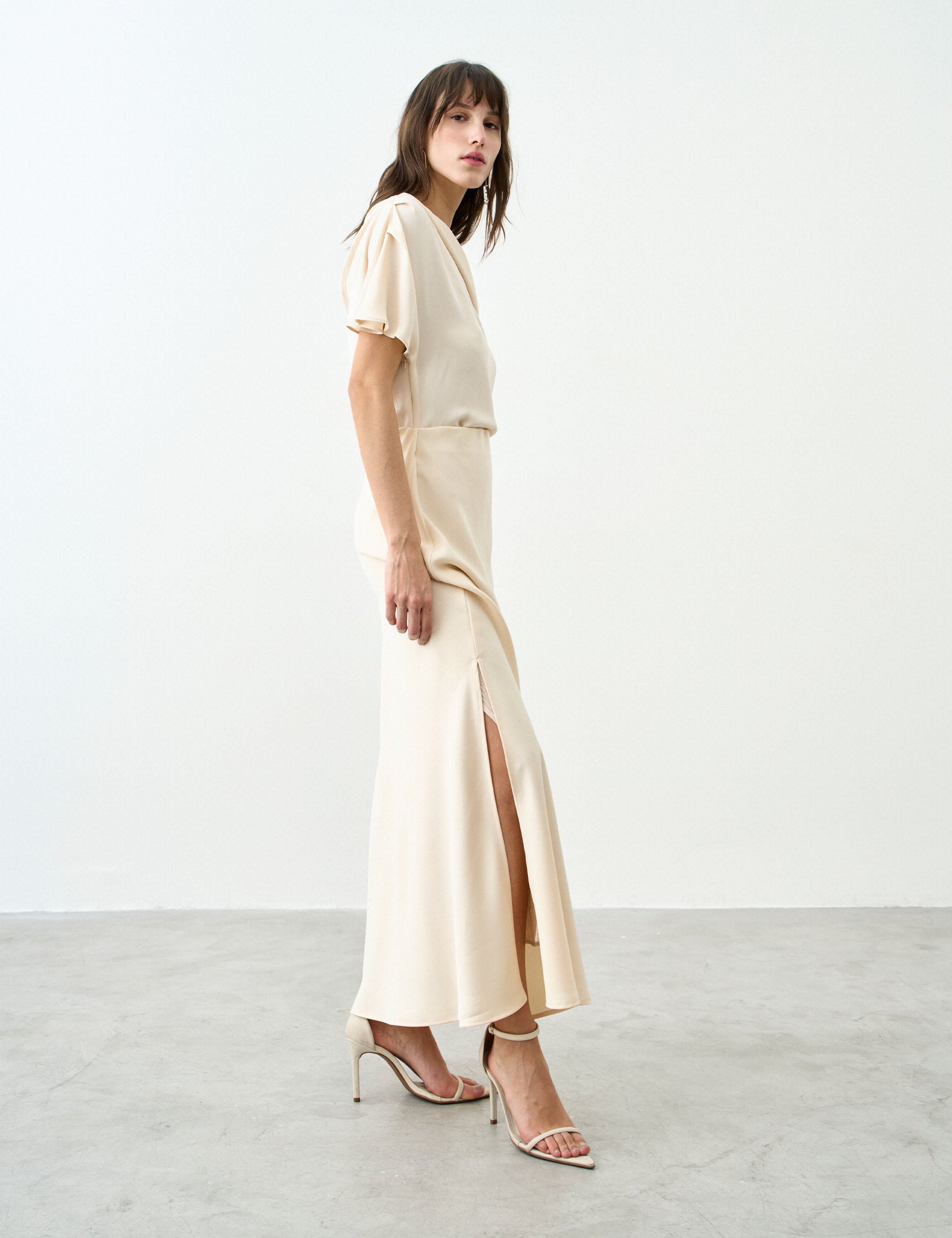 Saia Velvet Crepe Alfaiataria Marfim