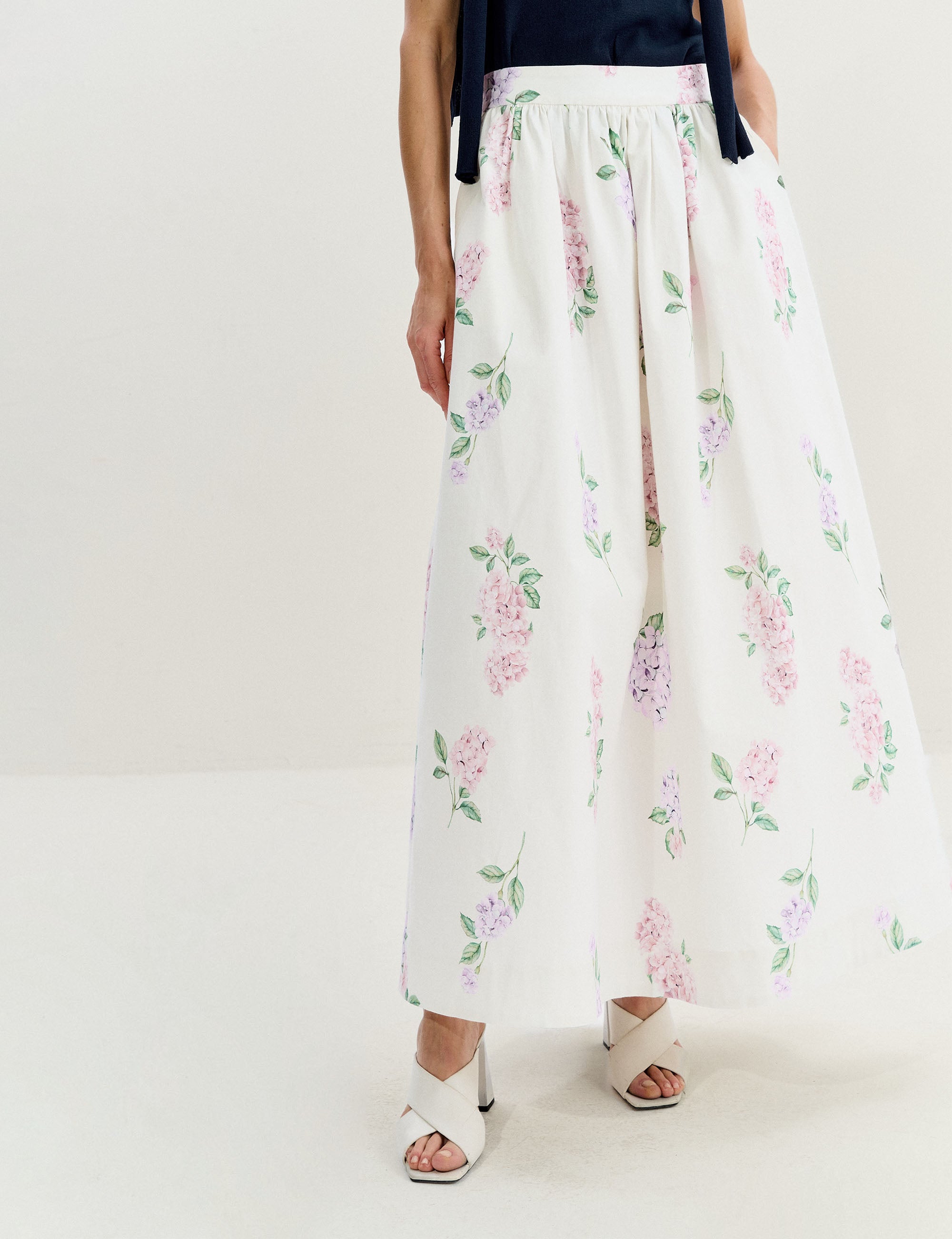 Saia Vittoria Floral Off White