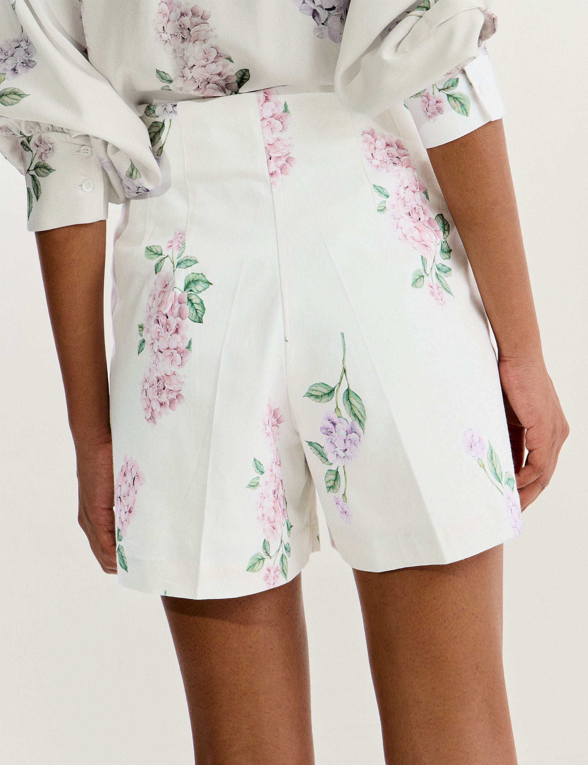 Shorts Vittoria Floral Off White