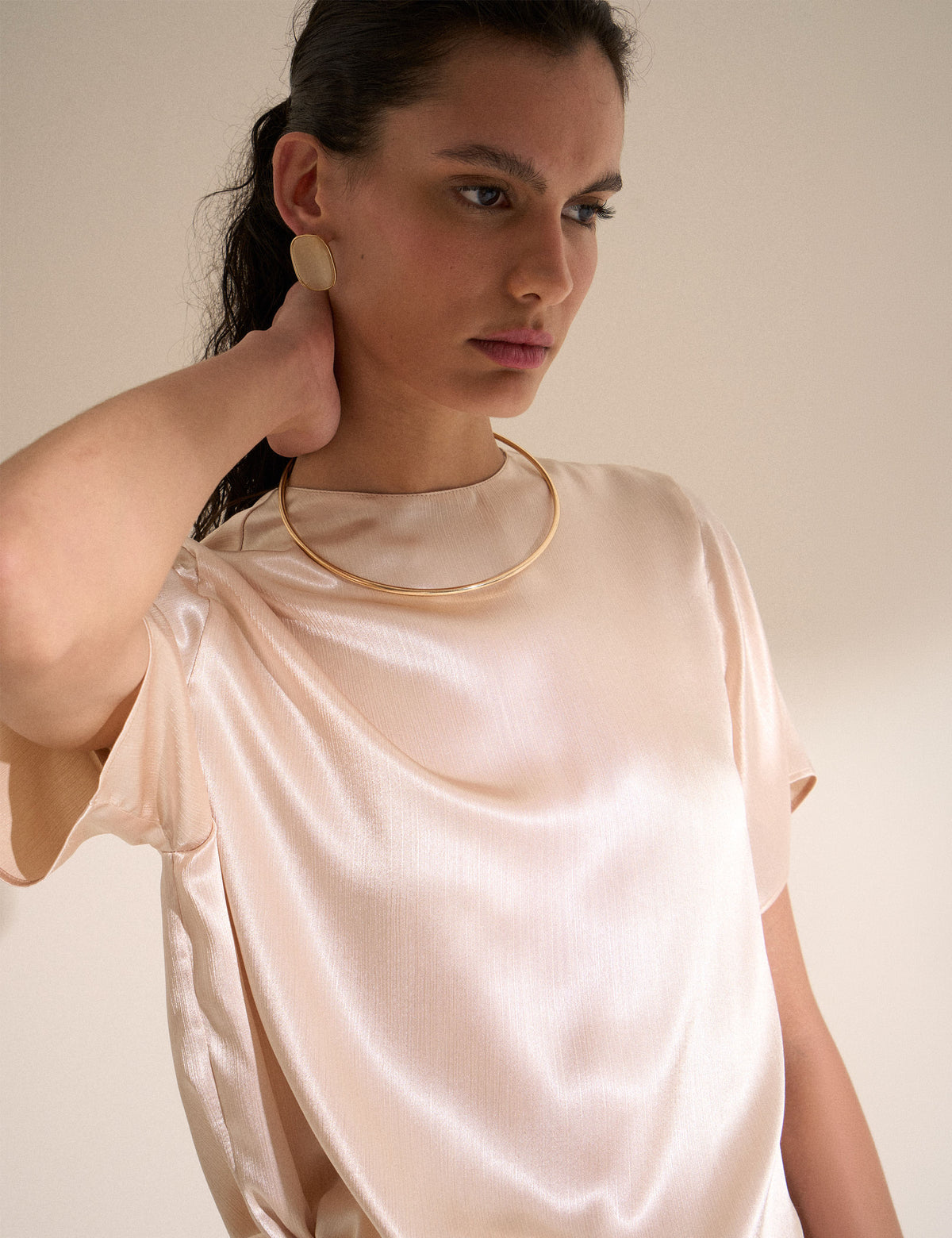 T-Shirt Cetim Crinkle Areia
