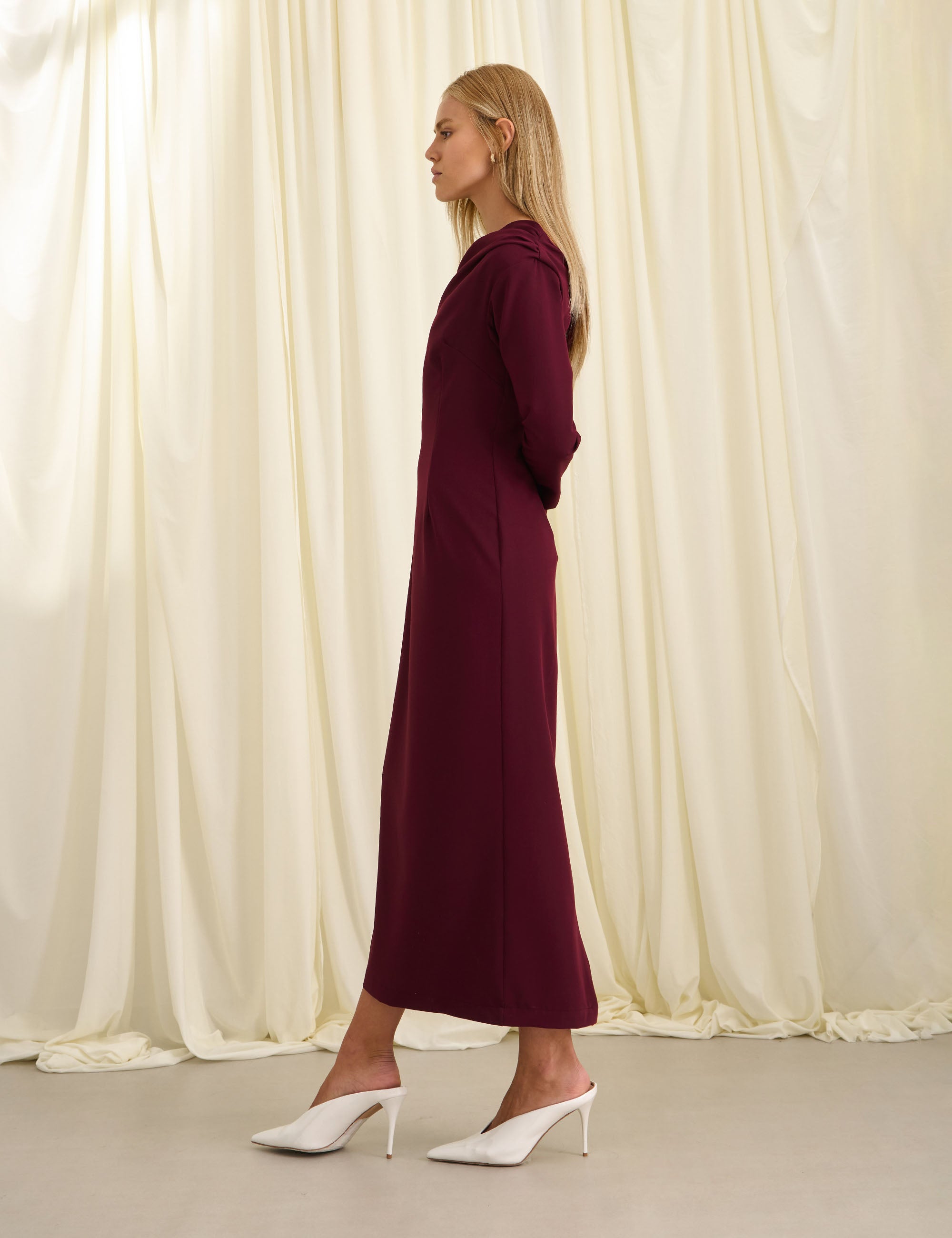 Vestido Arlete Alfaiataria Bordeaux