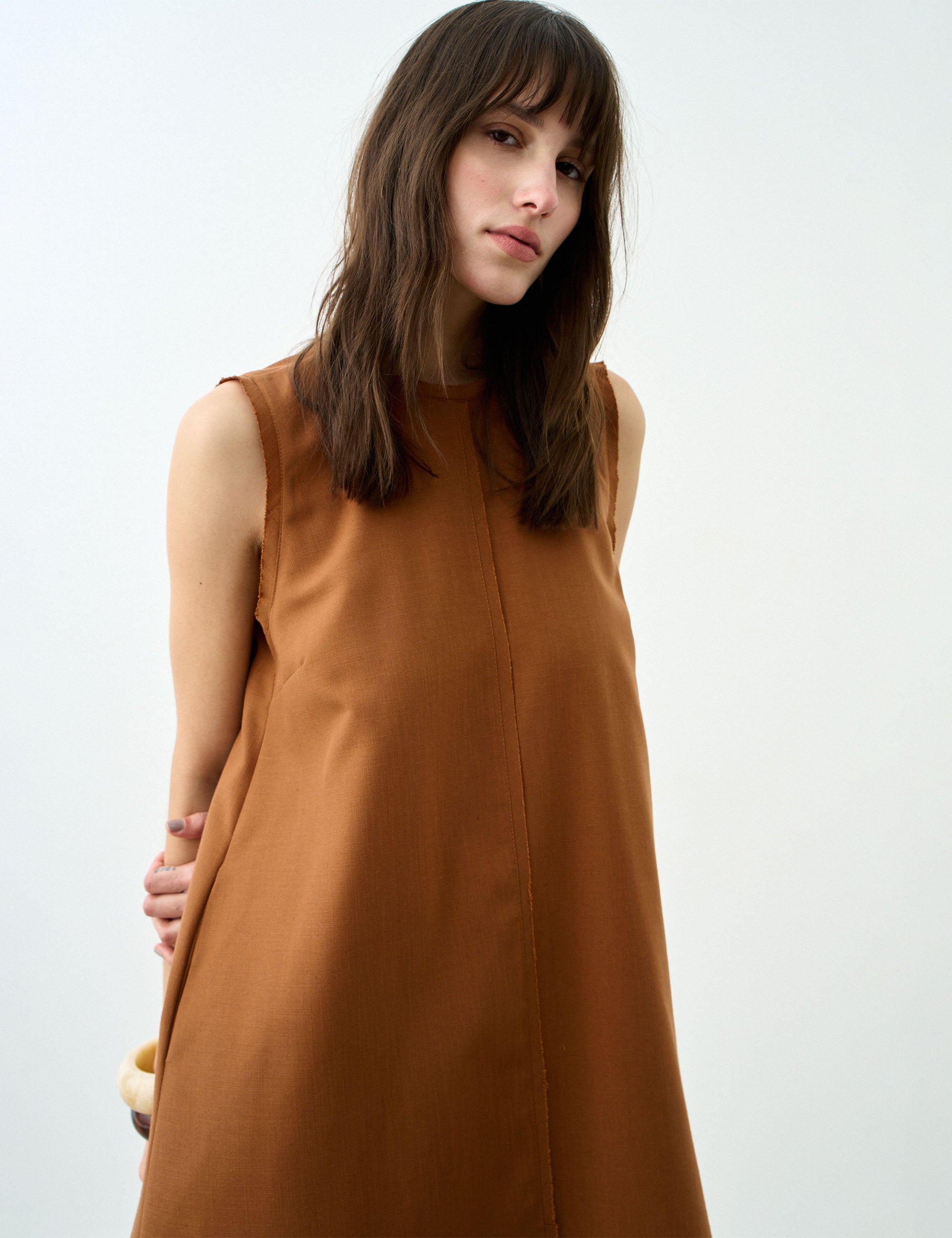 Vestido Ayla Midi Marrom