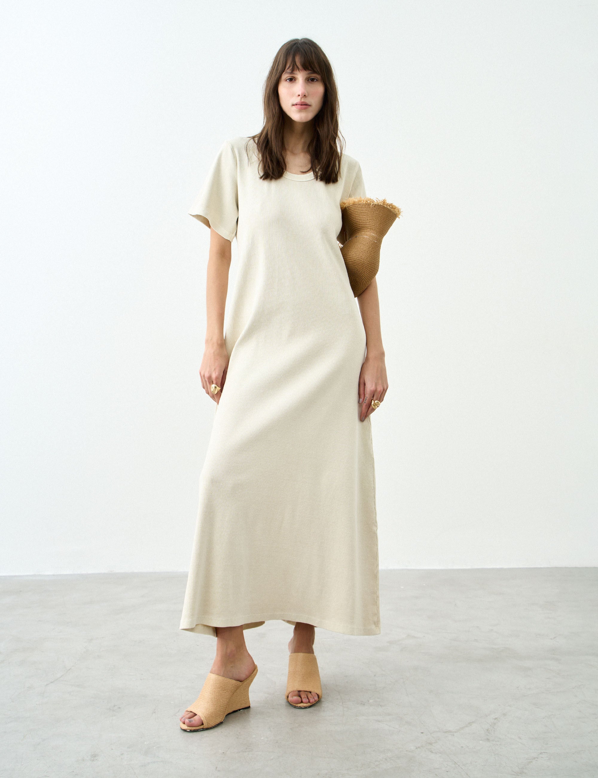 Vestido Camila Confort Off Antique