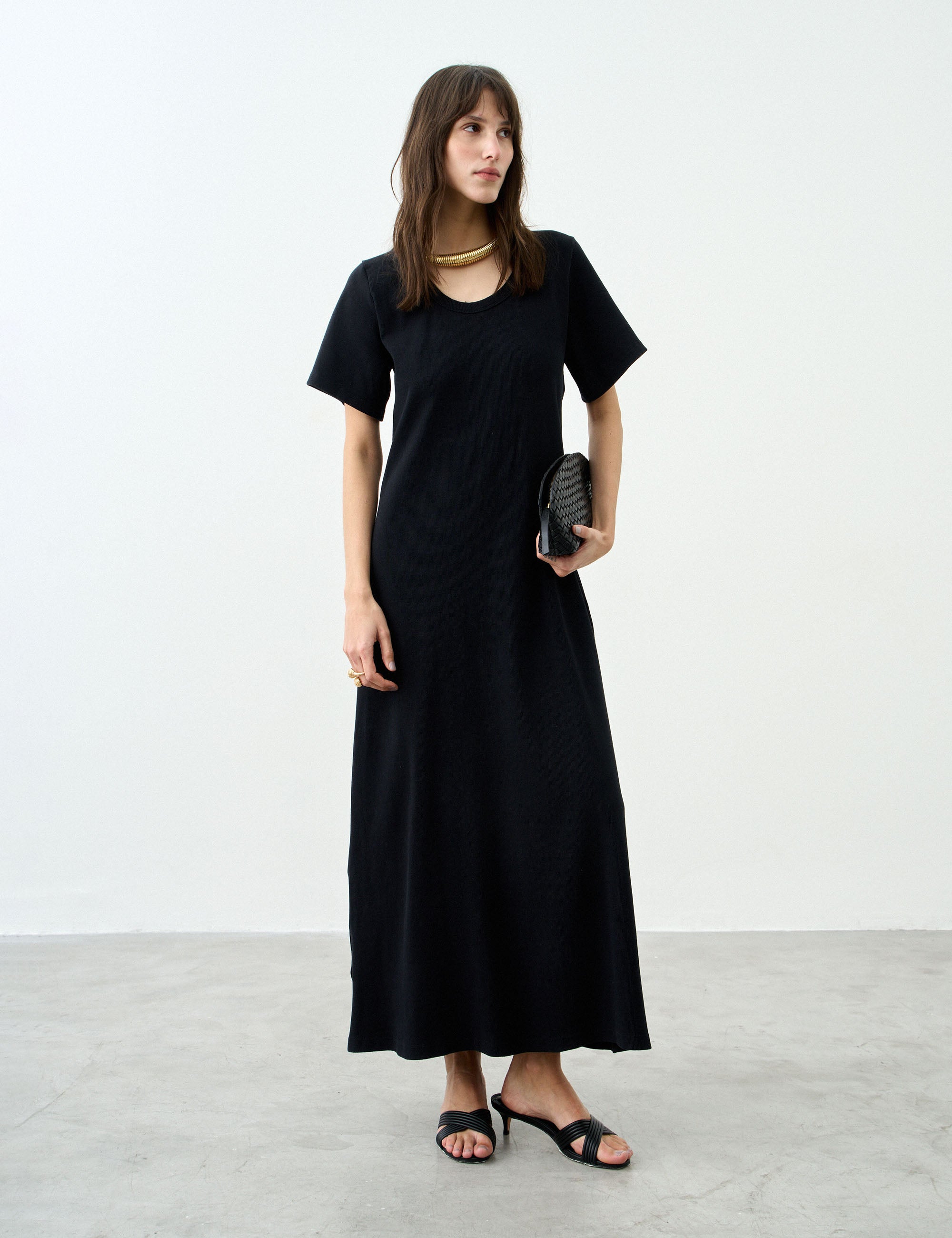 Vestido Camila Confort Preto