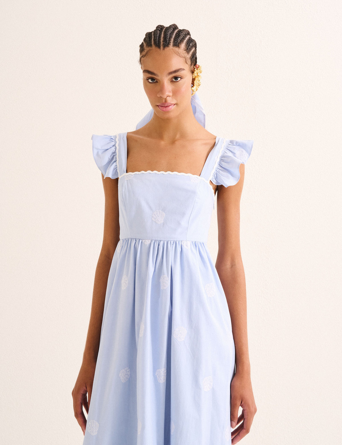 Vestido Conchas Com Lenço Azul