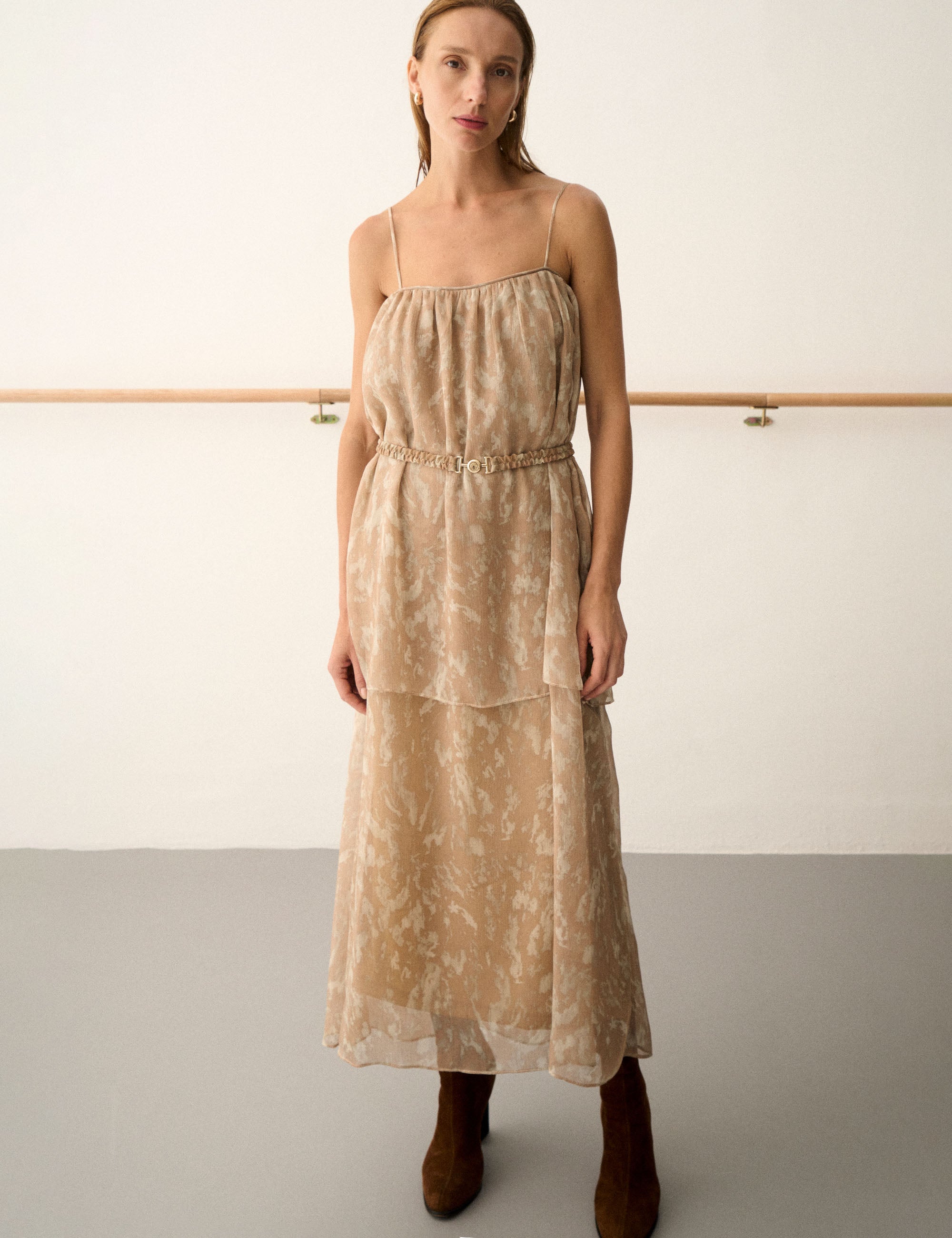 Vestido Dalia Fluido Bege