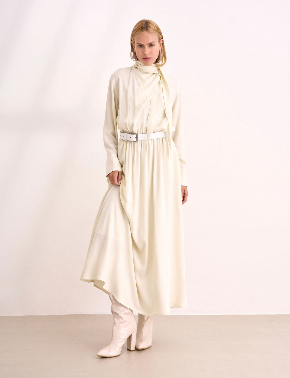 Vestido Karina Jacquard Marfim