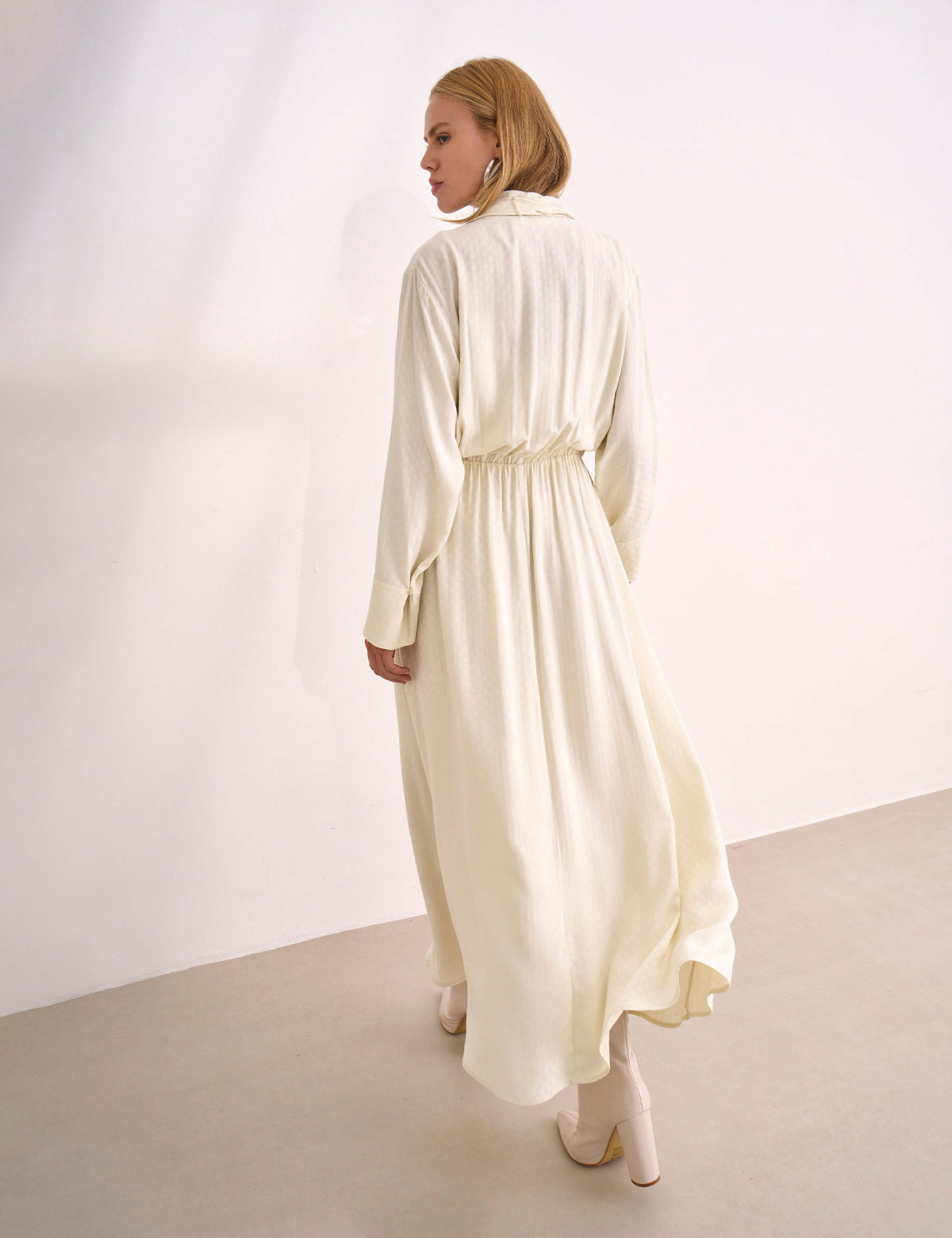 Vestido Karina Jacquard Marfim
