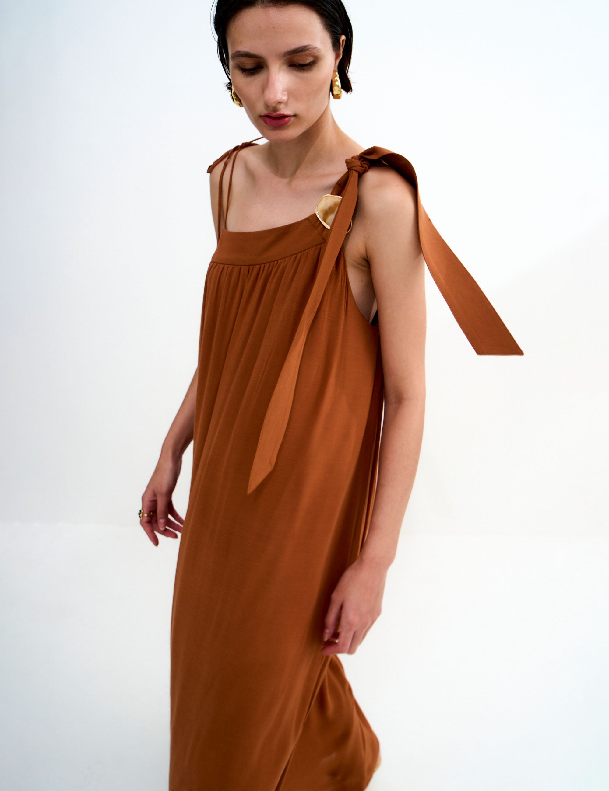 Vestido Kiara Musseline Amêndoa