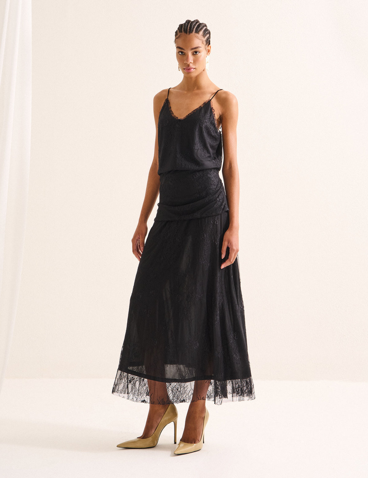 Vestido Madelyn Renda Preto