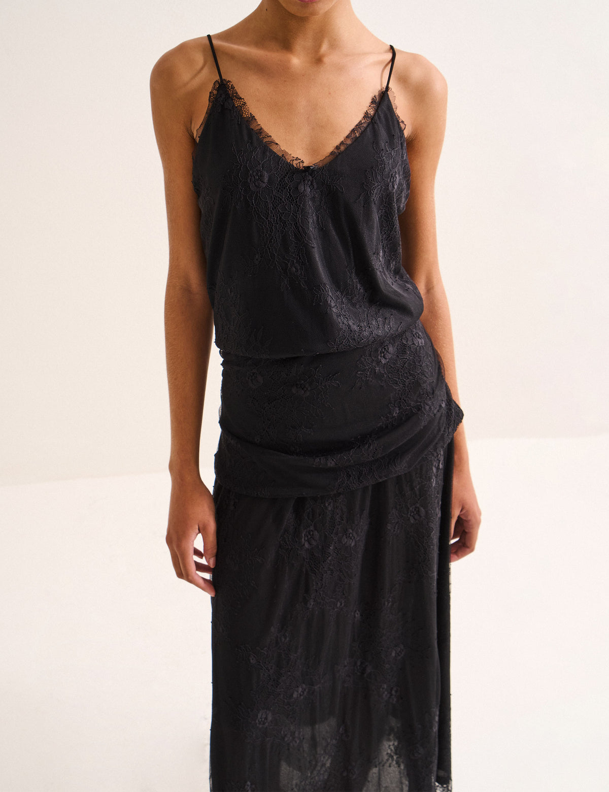 Vestido Madelyn Renda Preto