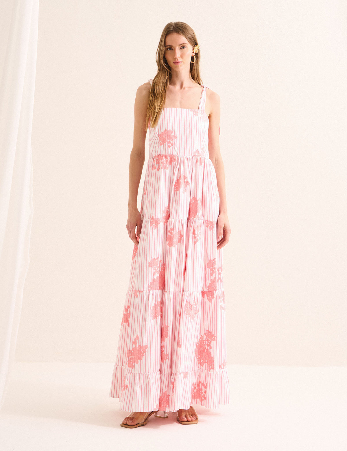 Vestido Maria Bordado Coral