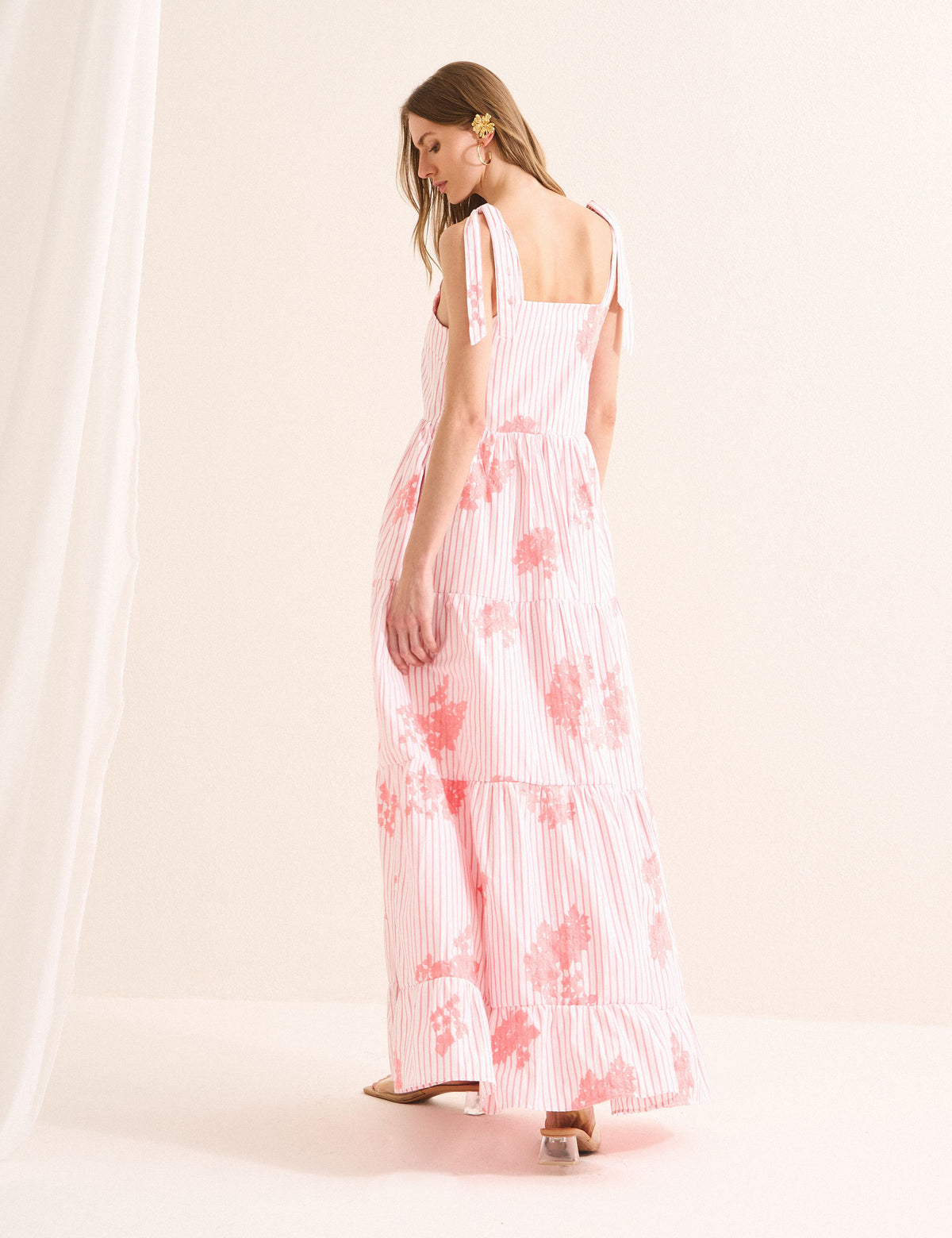 Vestido Maria Bordado Coral