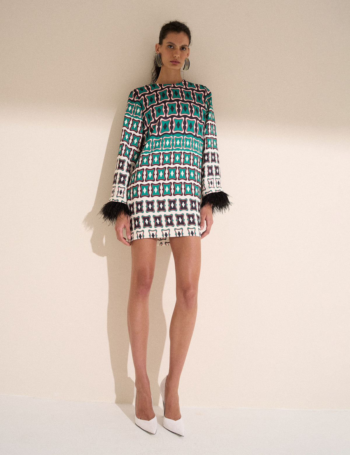 Vestido Pluma Crepe Off White/Preto