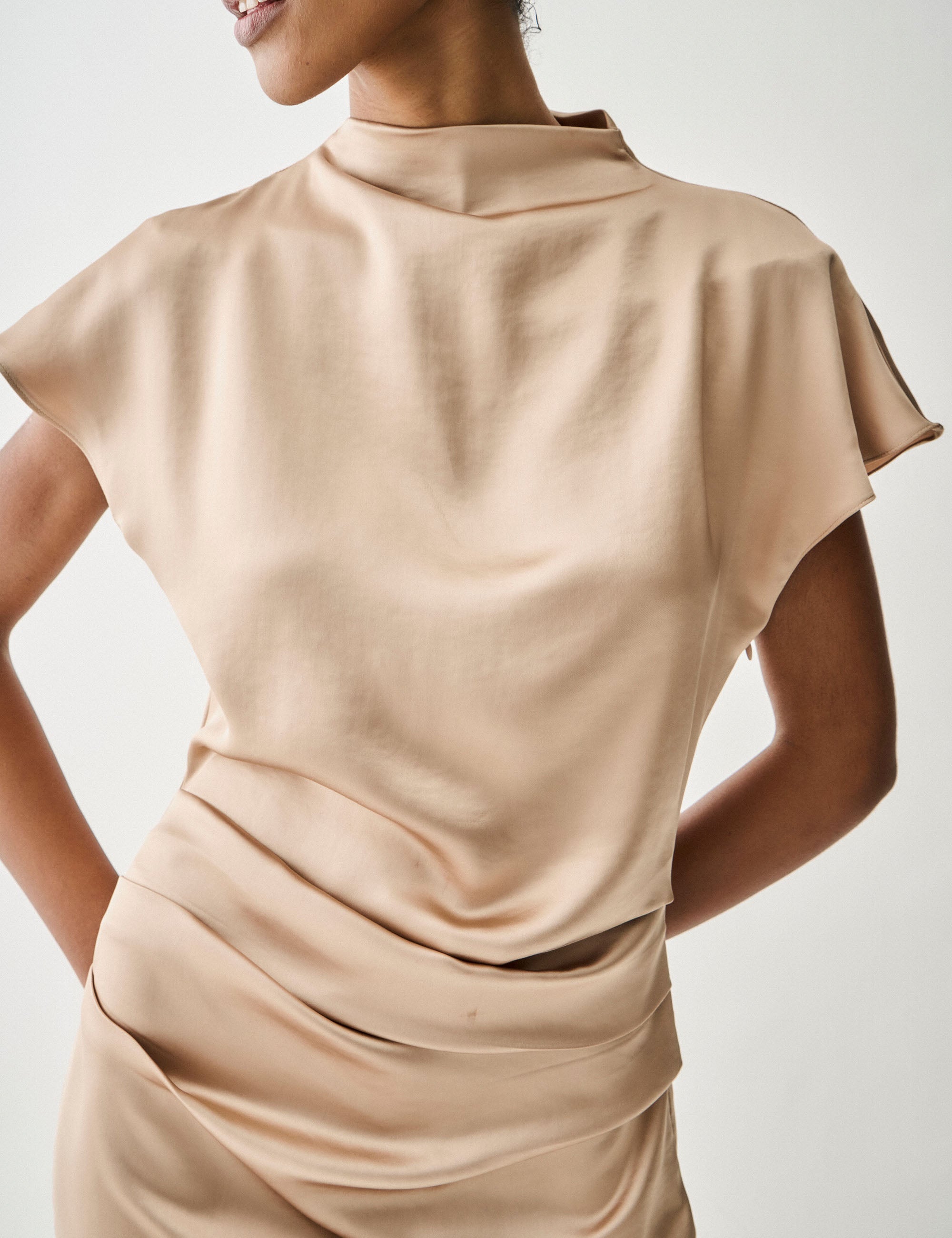Vestido Siena Cetim Bege