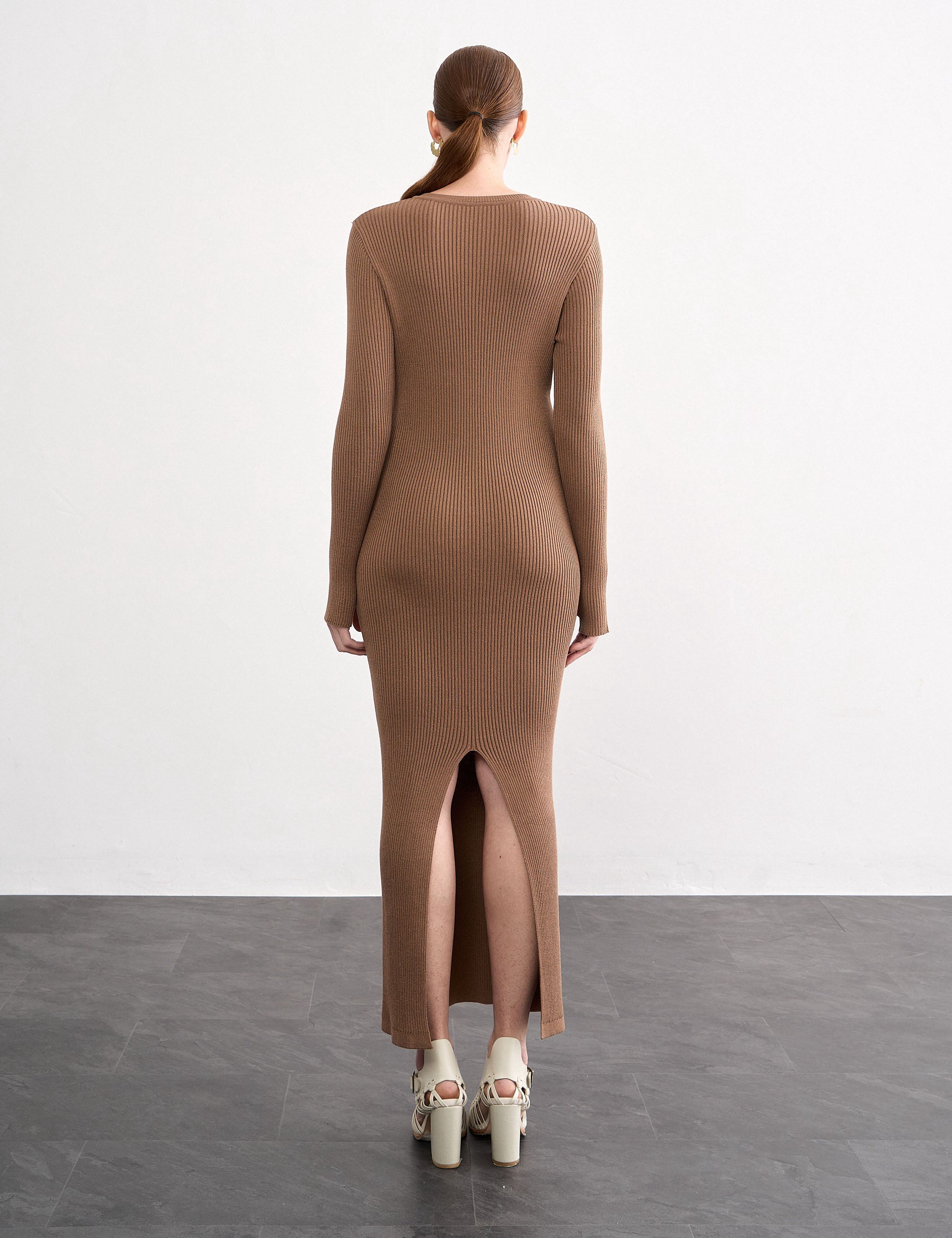 Vestido Yani Tricot Camelo