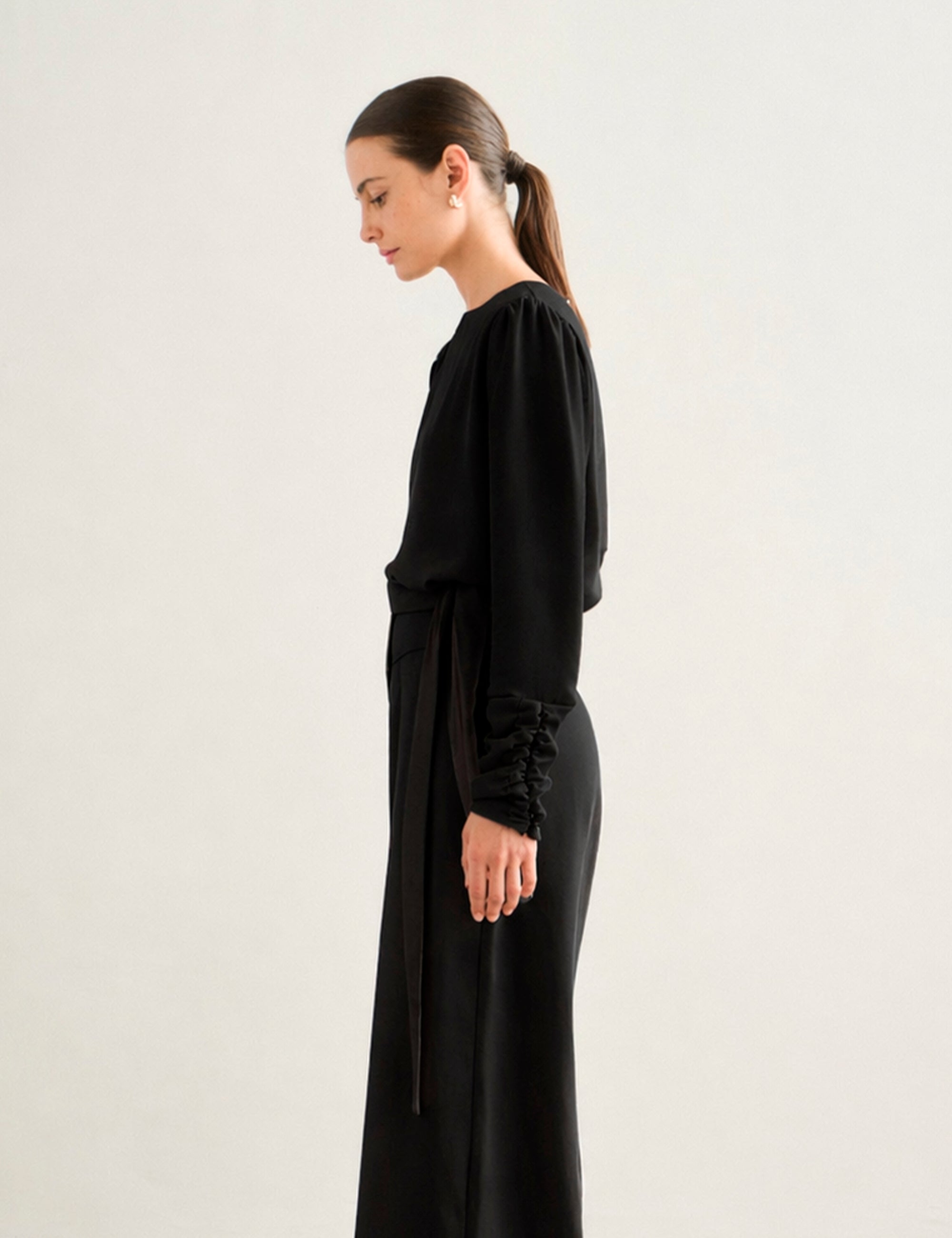 Blusa Transpasse Acetinada Preto