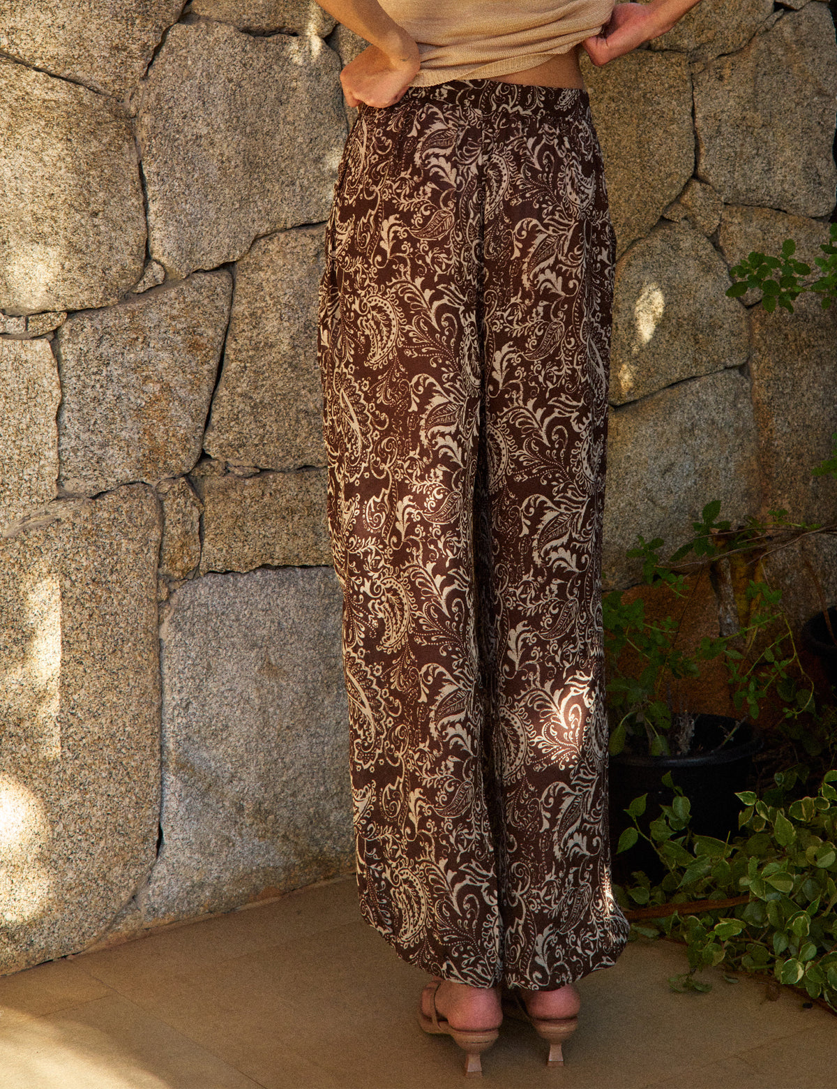Calça Noemi Georgette Marrom