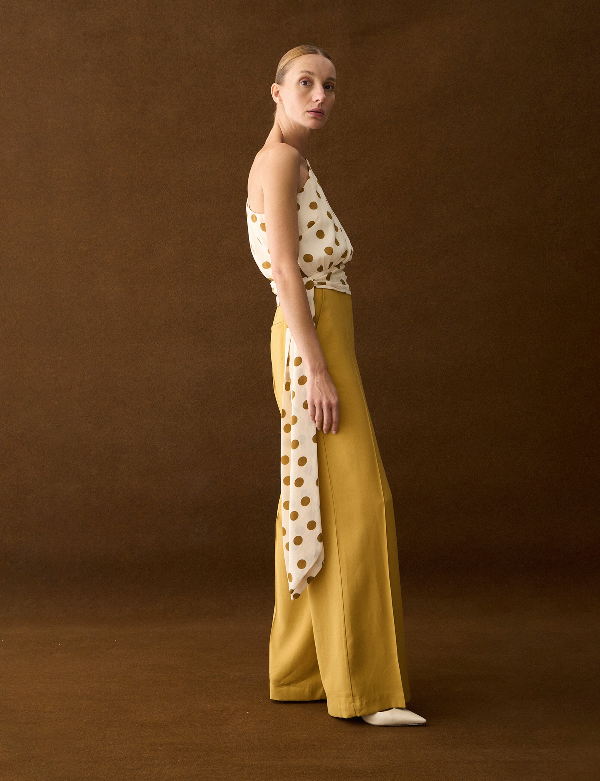 Calça Paulina Alfaiataria Mostarda