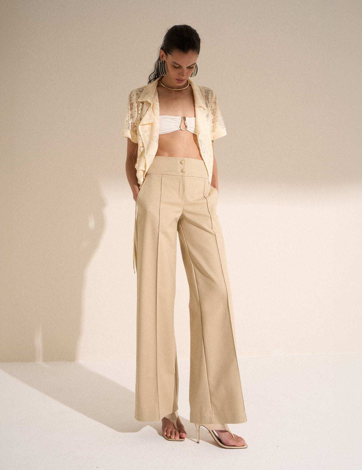 Calça Wide Leg Alfaiataria Areia