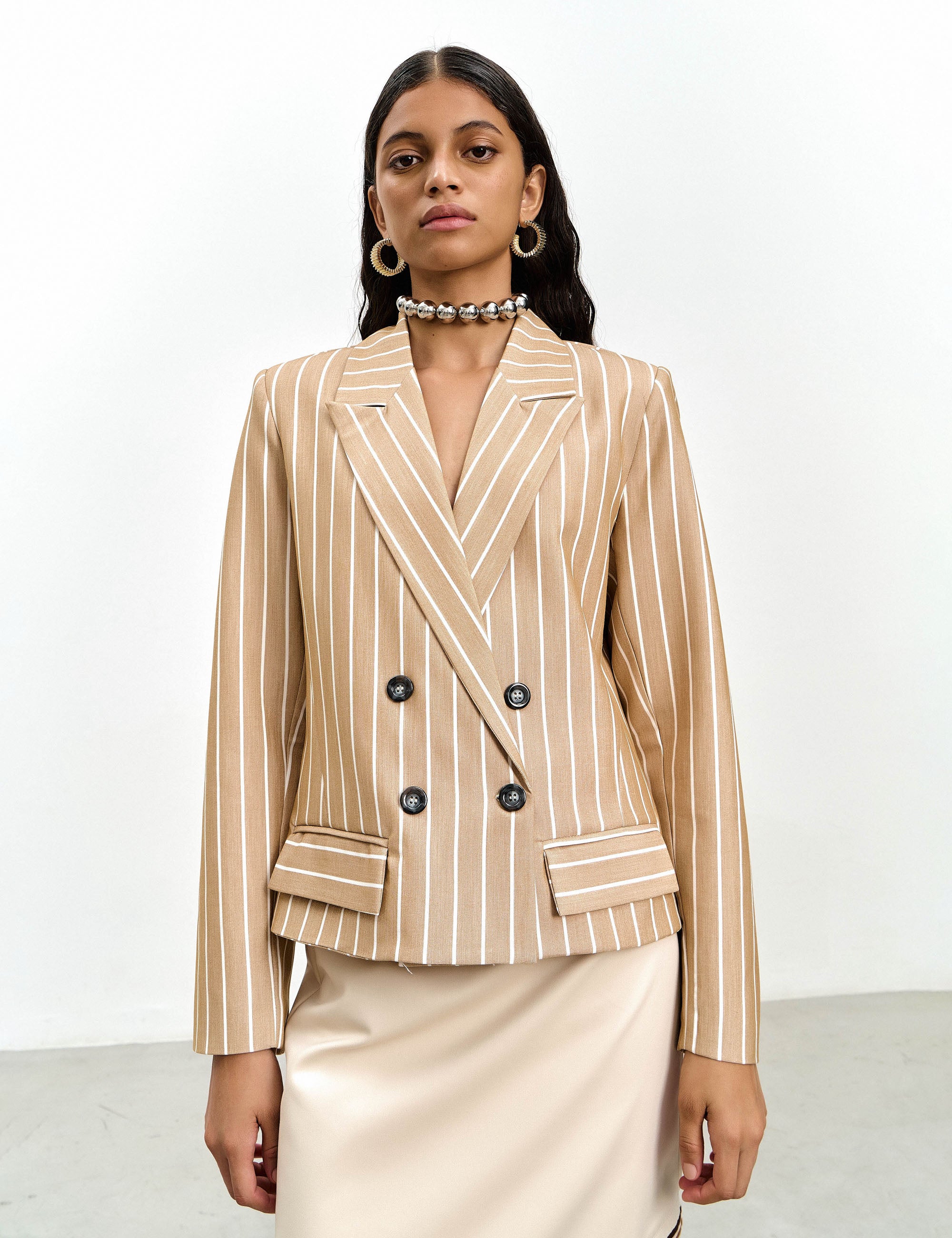 Blazer Alessa Risca Bege