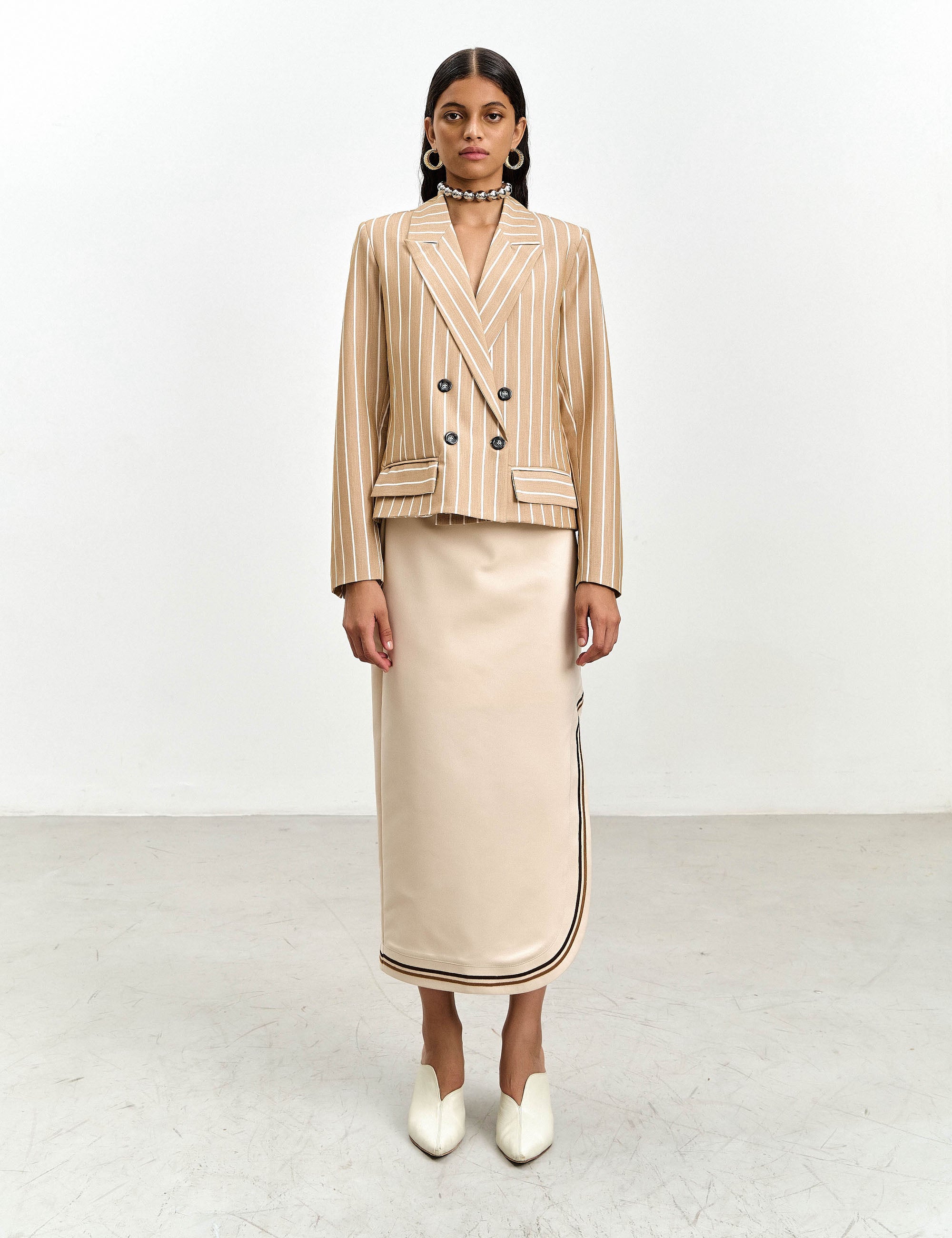 Blazer Alessa Risca Bege