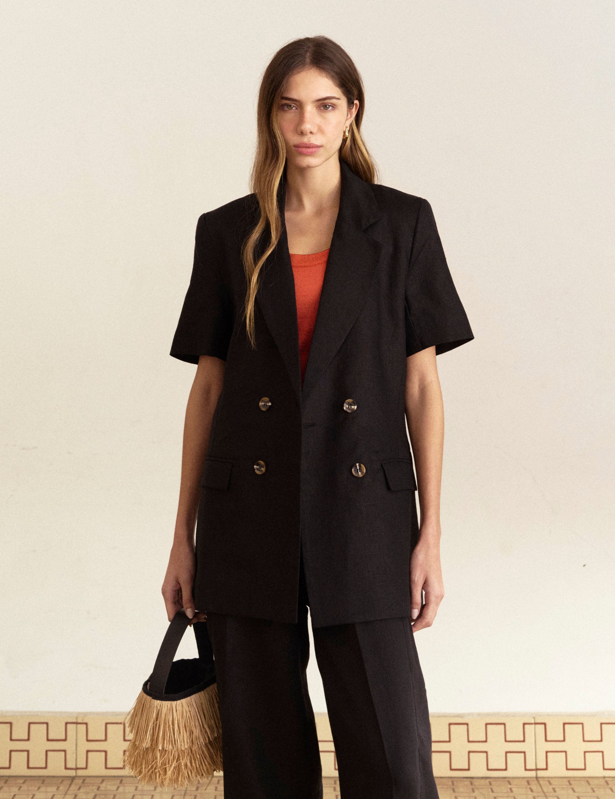 Blazer Evelyn Linho Preto