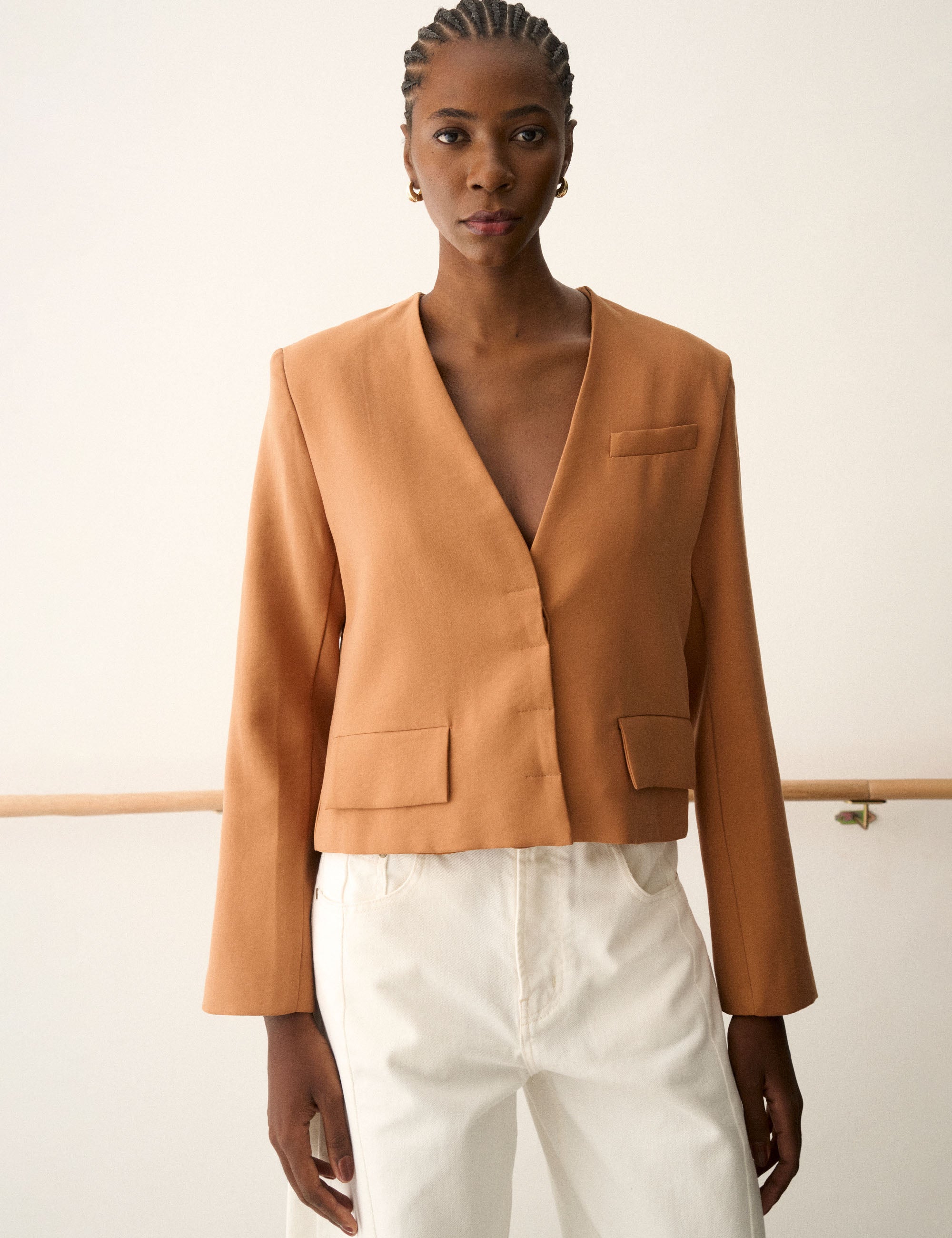 Blazer Julia Liocel Amendoa