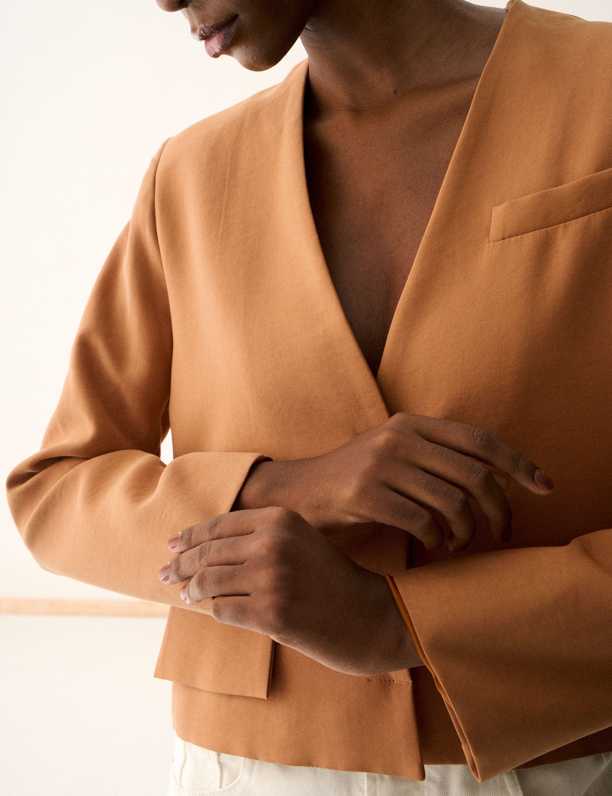 Blazer Julia Liocel Amendoa | Nanaminze