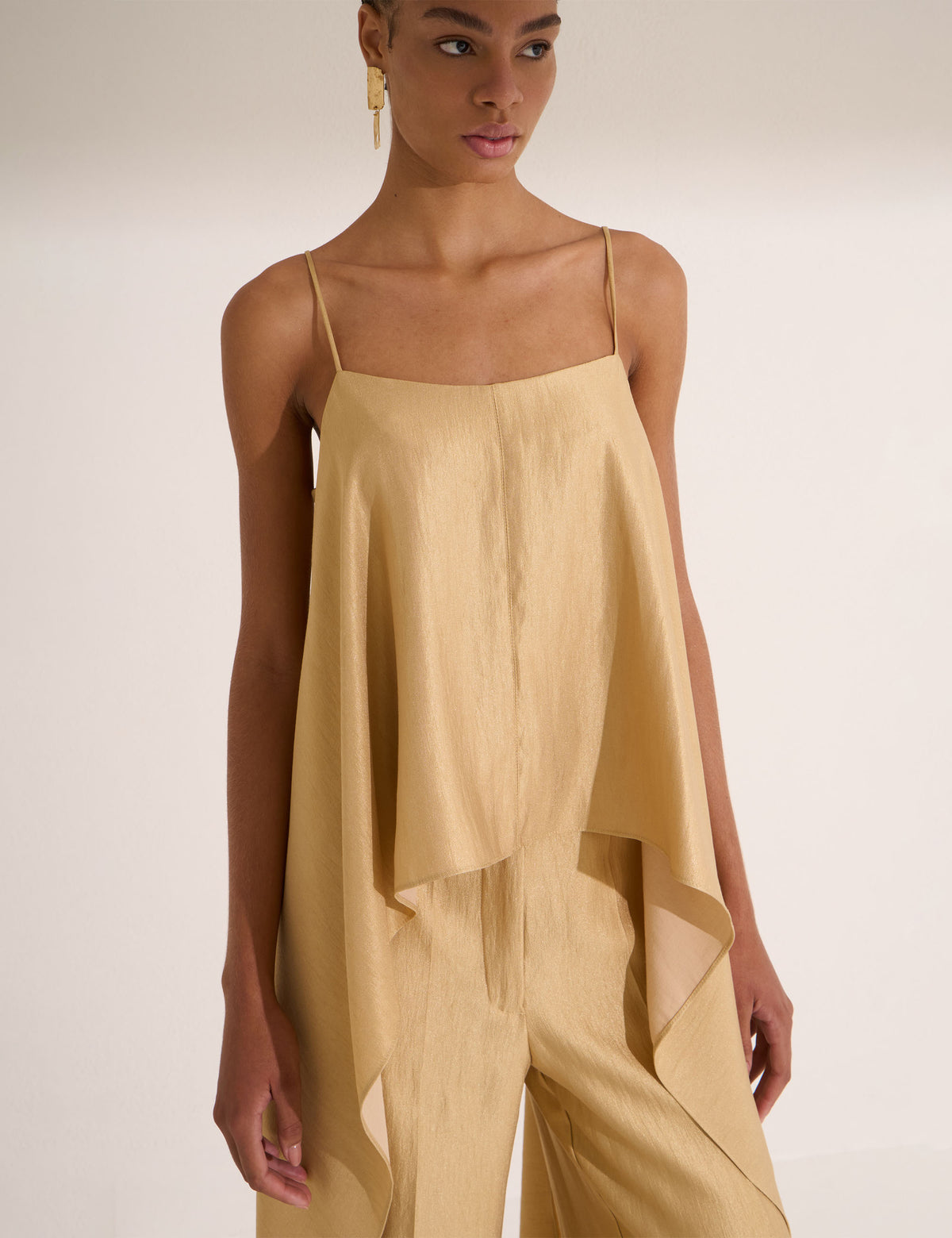 Blusa Amara Acetinada Gold