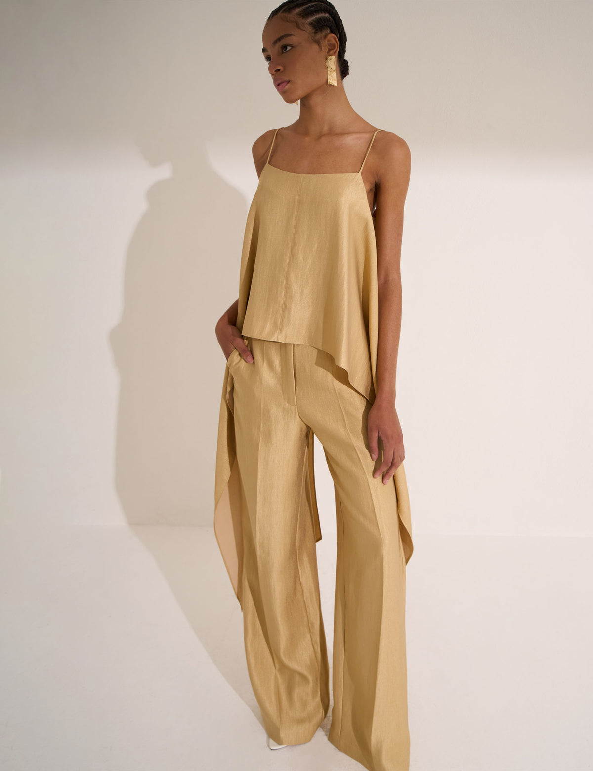 Blusa Amara Acetinada Gold