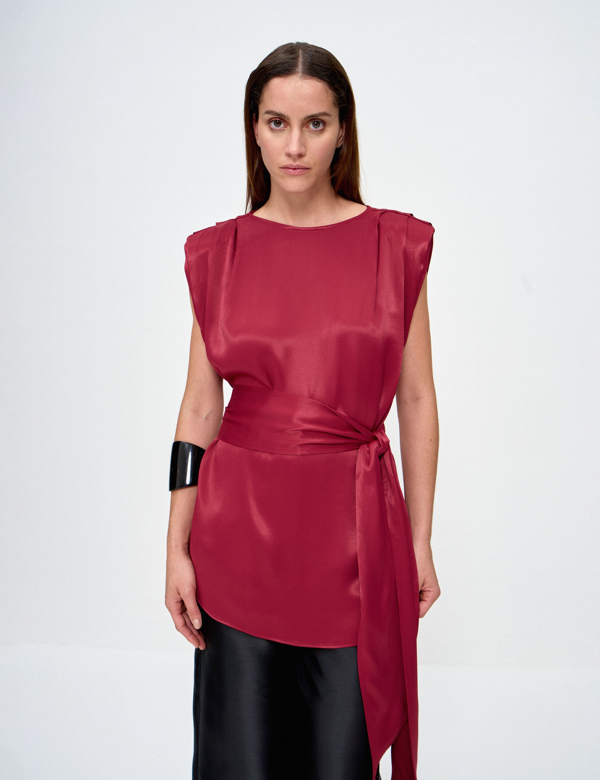 Blusa Bárbara Cetim Bordeaux