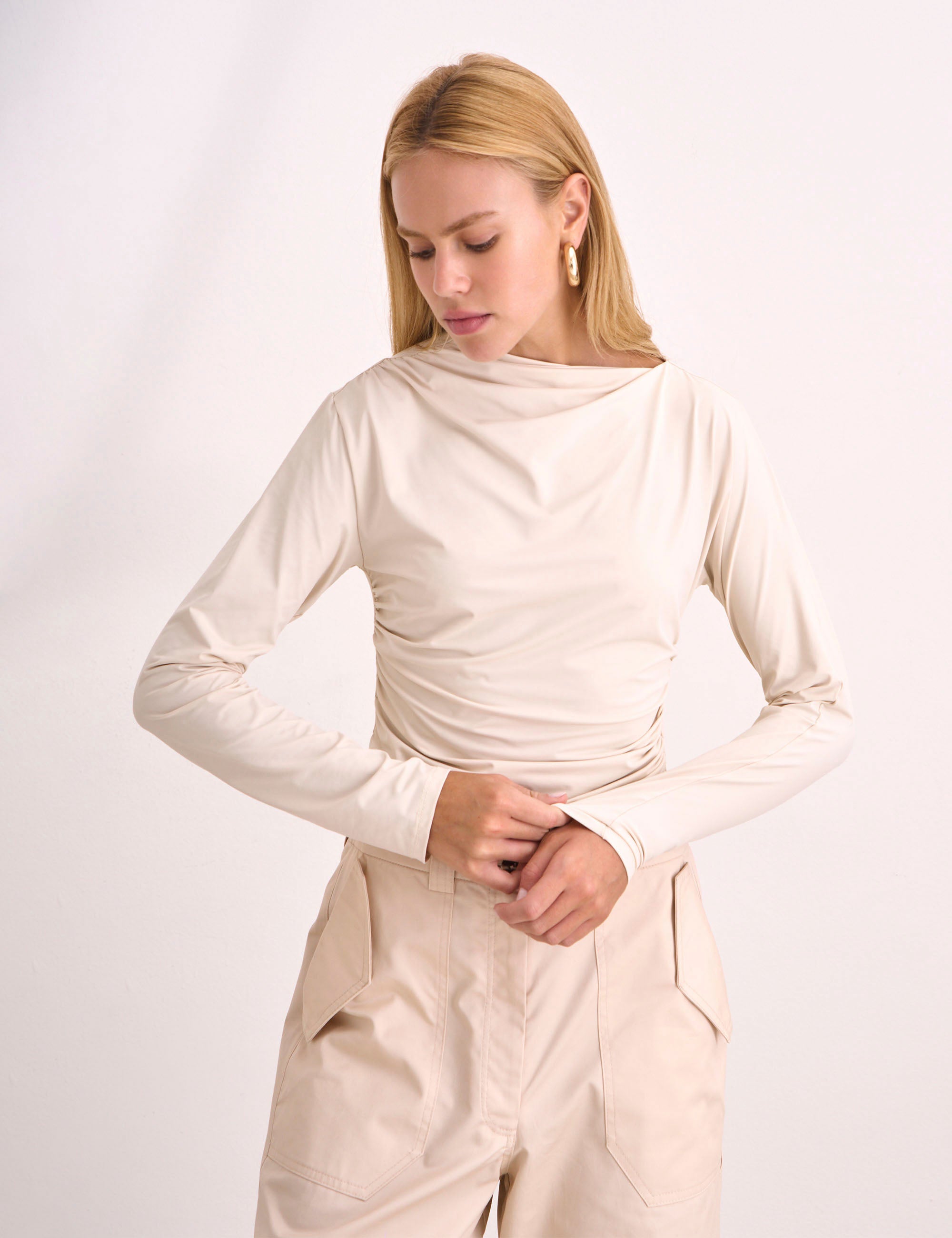 Blusa Delphine Malha Areia