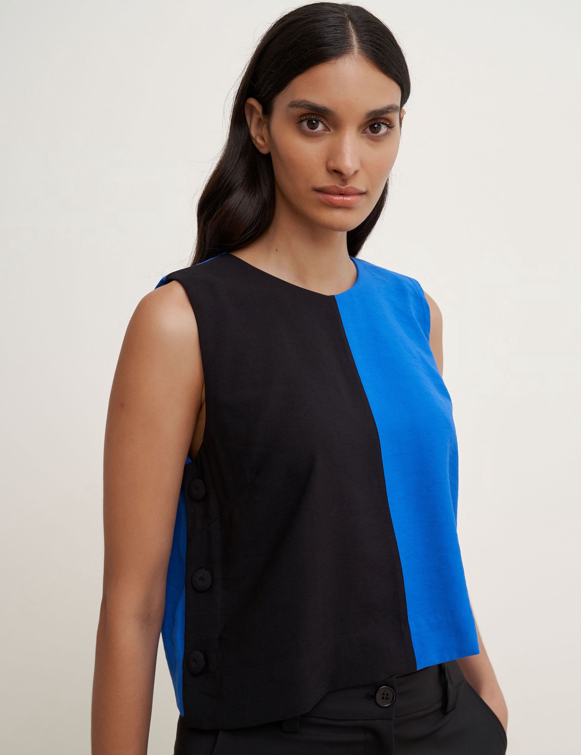 Blusa Erica Viscose Preto/Azul