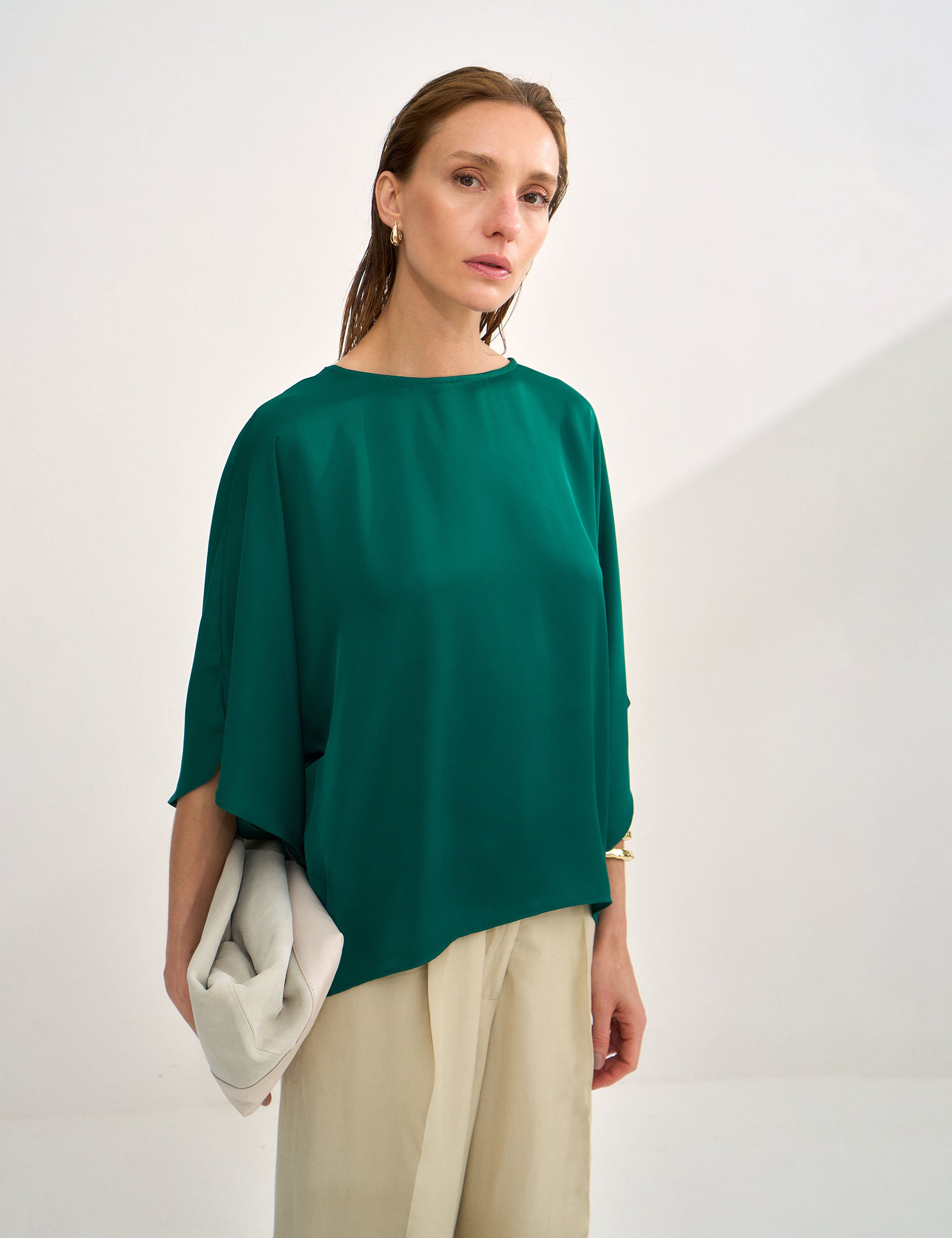 Blusa Evelyn Cetim Verde