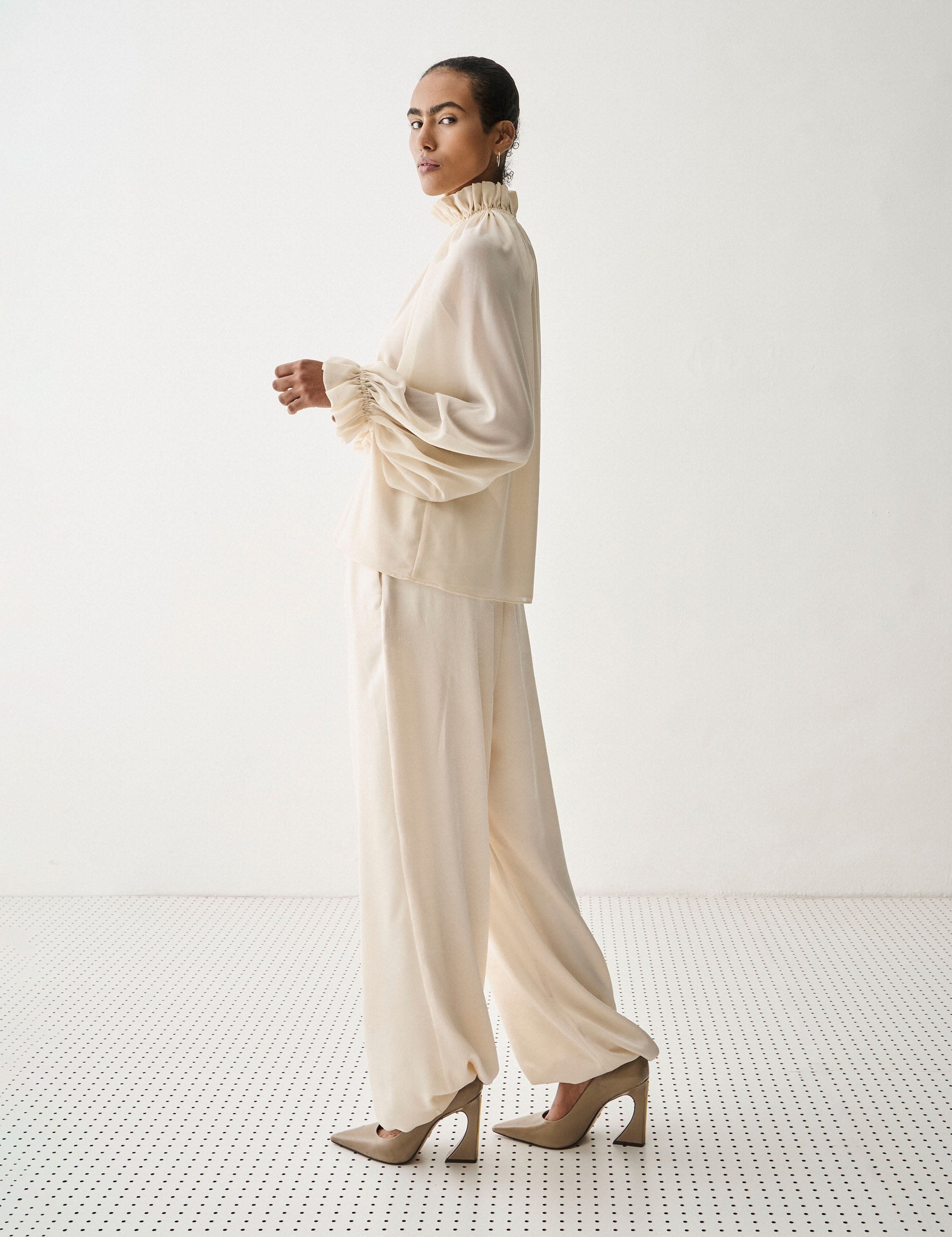 Blusa Gaby Chiffon Porcelana