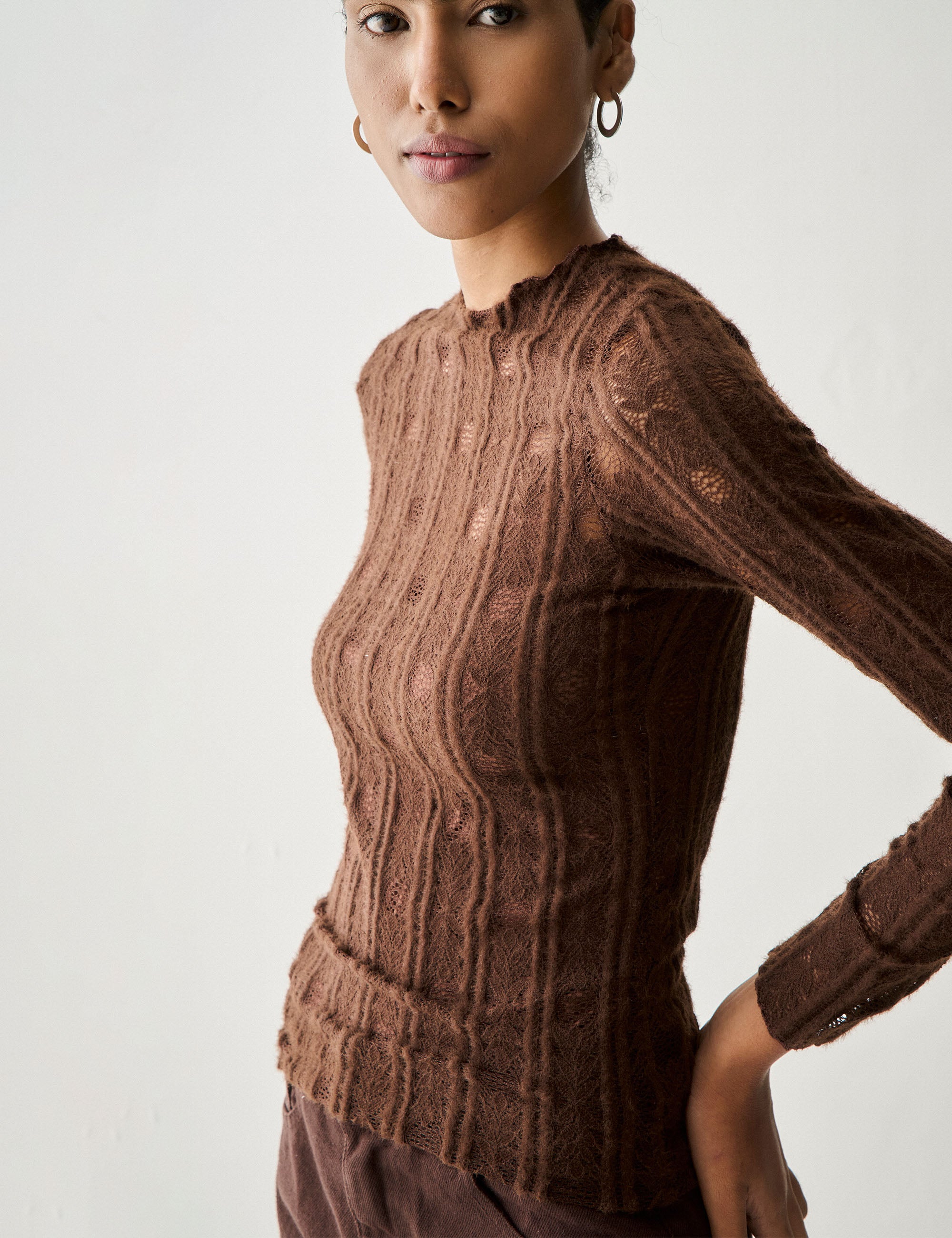 Blusa Lorena Renda Marrom