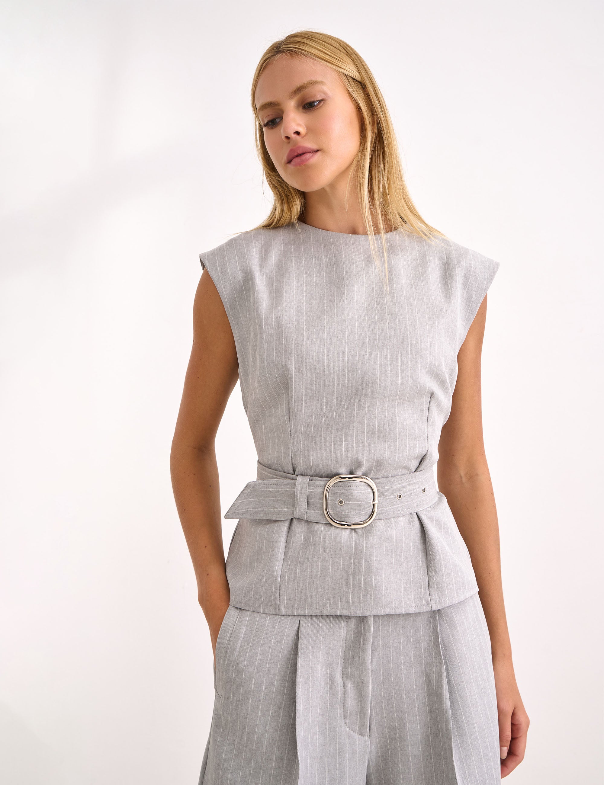 Blusa Magriet Alfaiataria Cinza