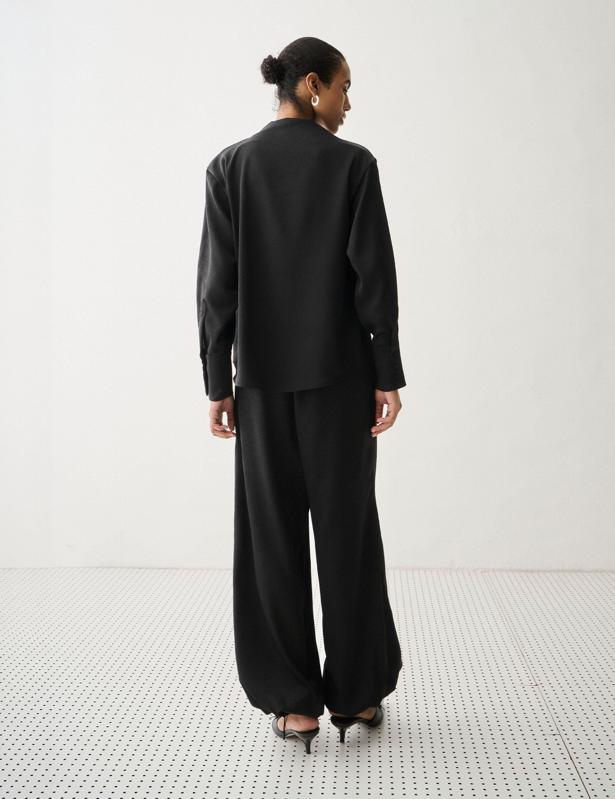 Blusa Mayara Cetim Preto