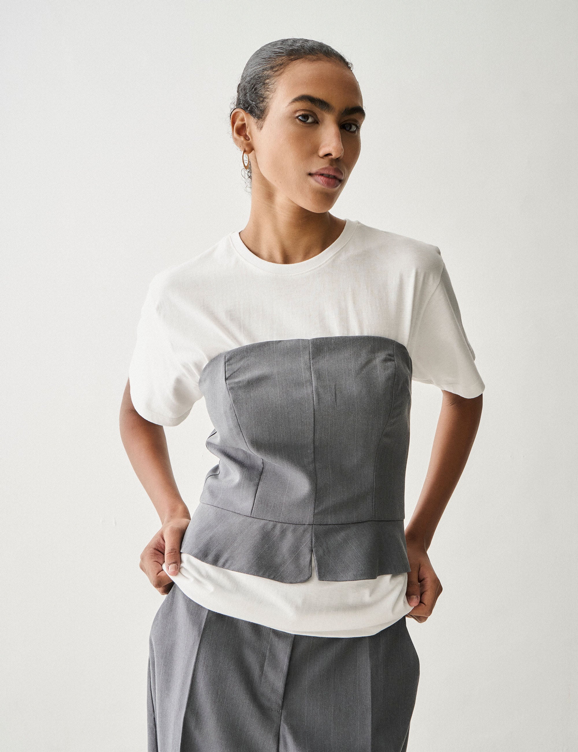 Blusa Nysa Alfaiataria Cinza