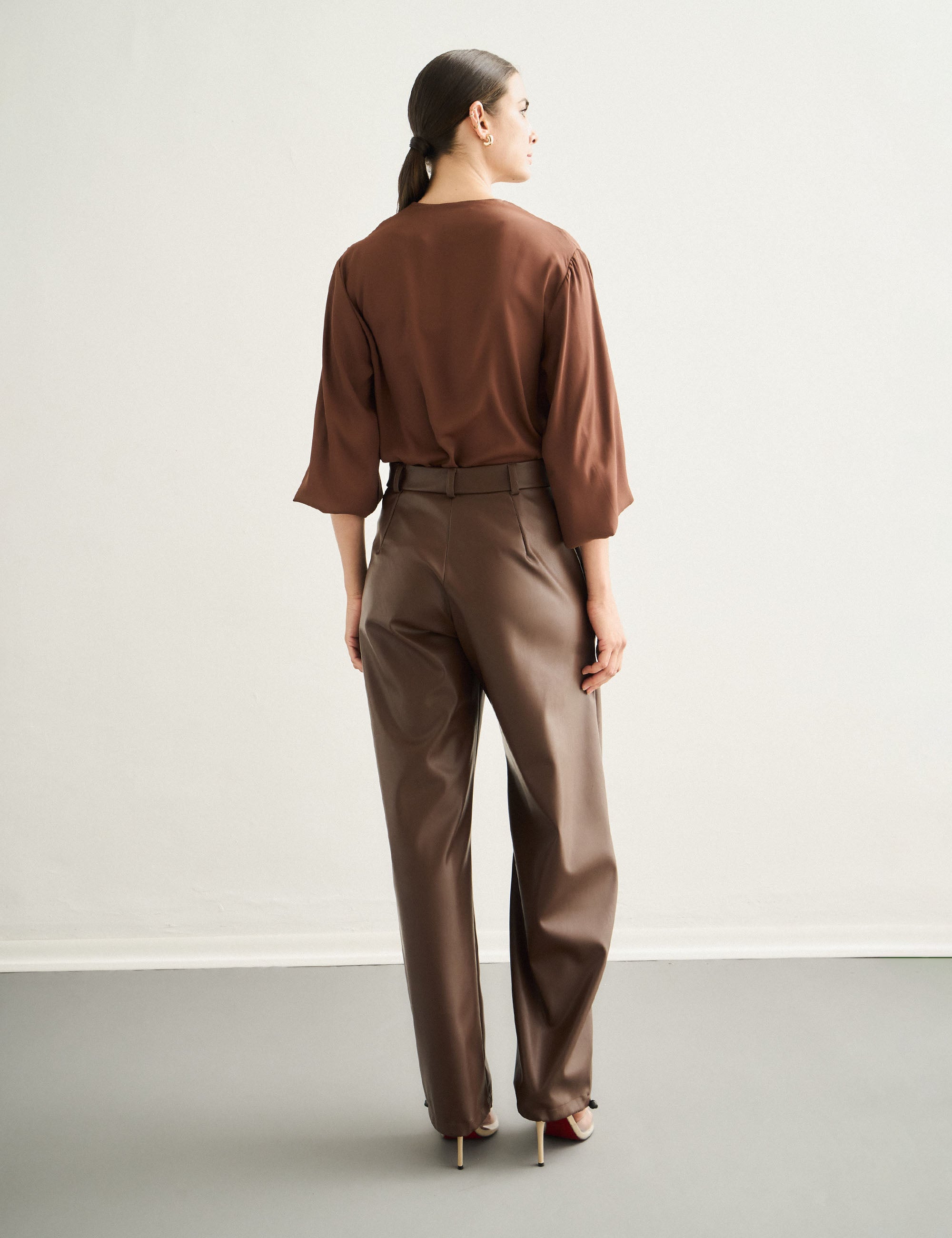 Blusa Paola Crepe Marrom