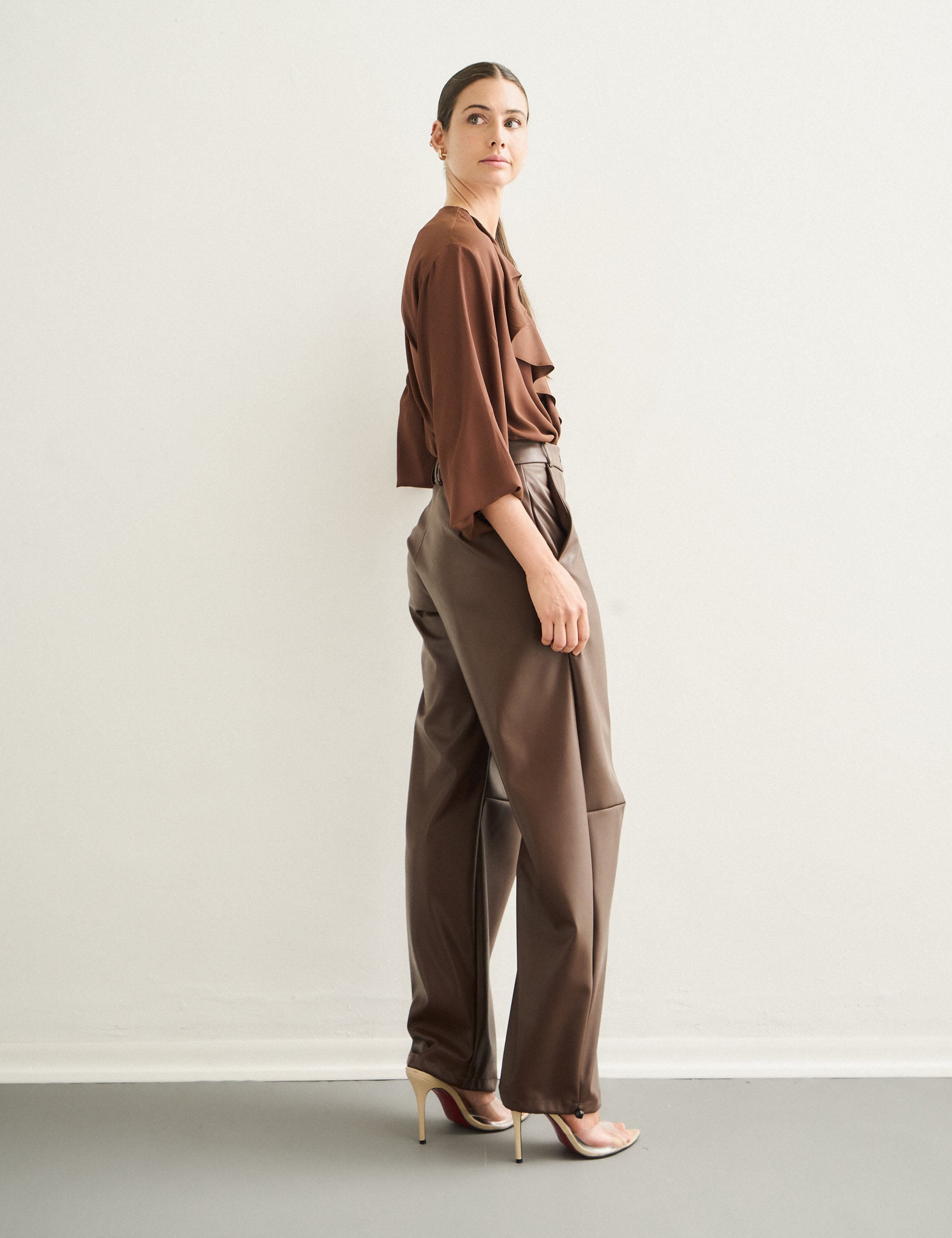 Blusa Paola Crepe Marrom
