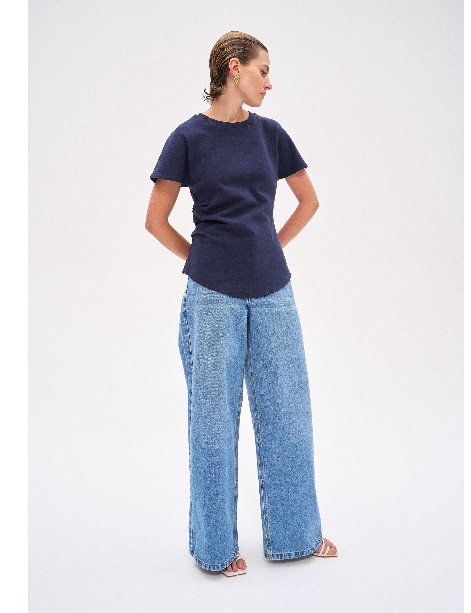 Blusa Perola Assimétrica Marinho