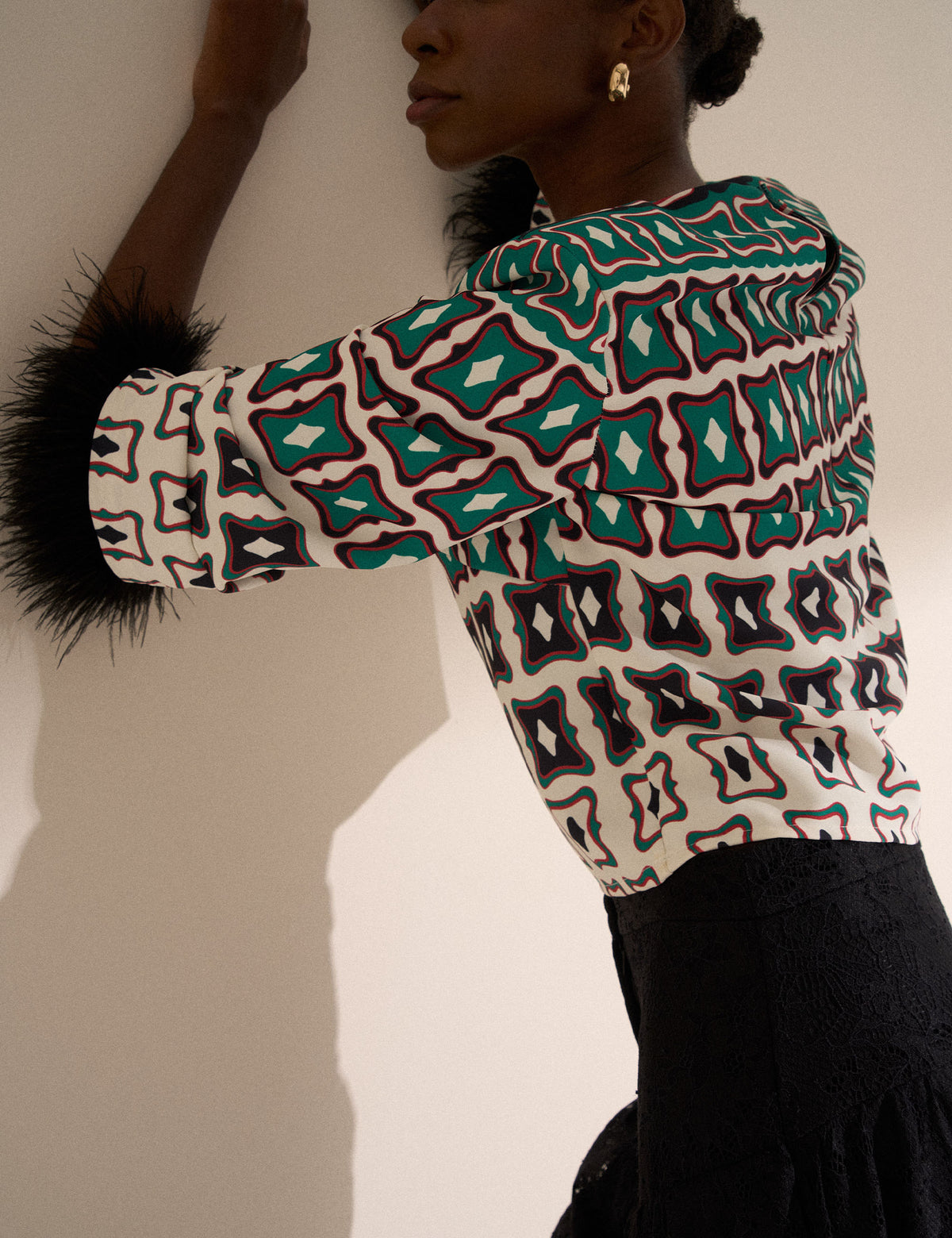 Blusa Pluma Crepe Off White/Preto