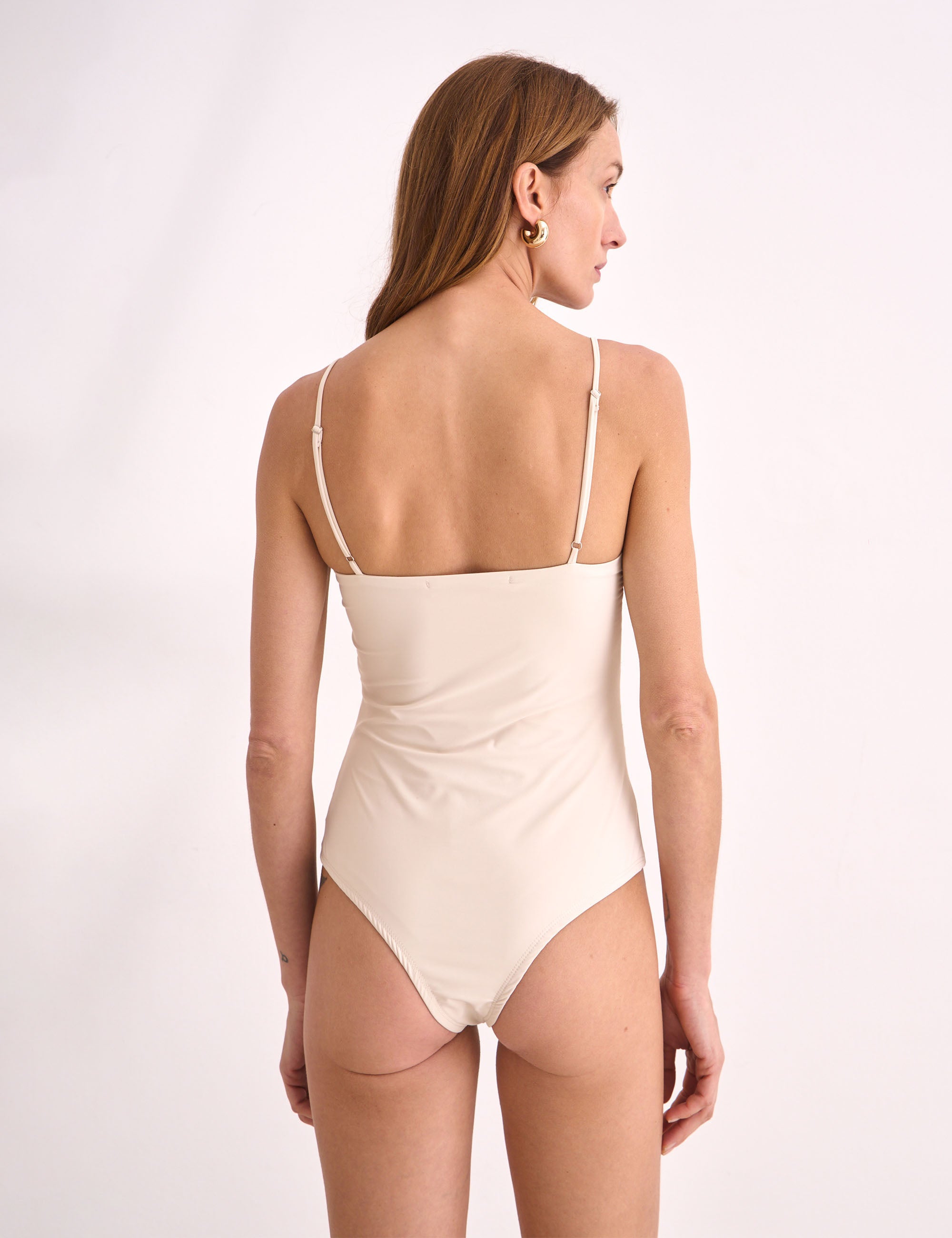 Body Amelie Malha Areia